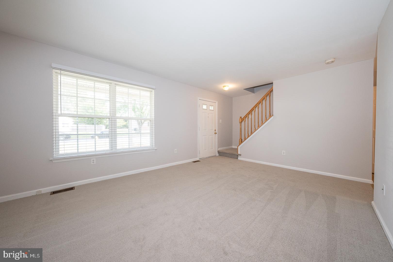 4039 YORKTOWN DRIVE