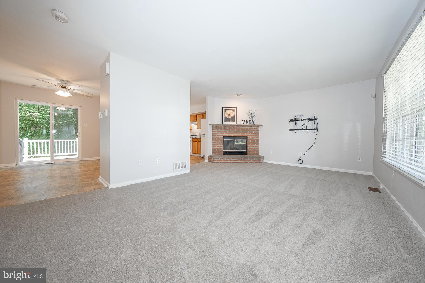 4039 YORKTOWN DRIVE