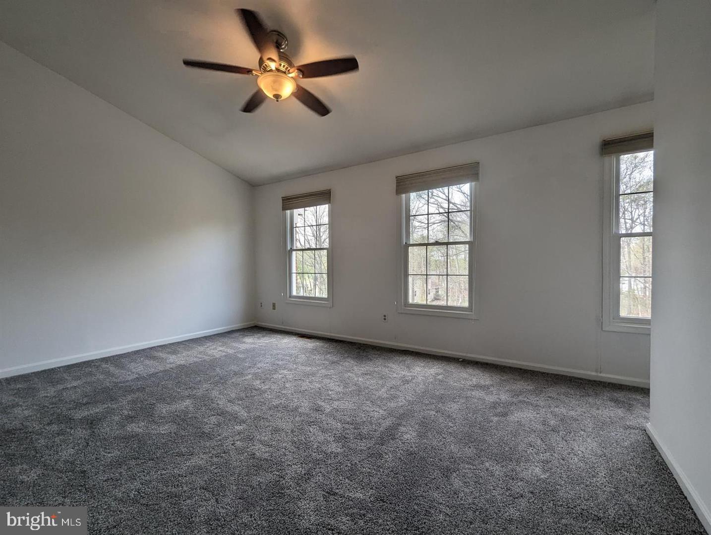 SOUTH POINTE - Residential Lease