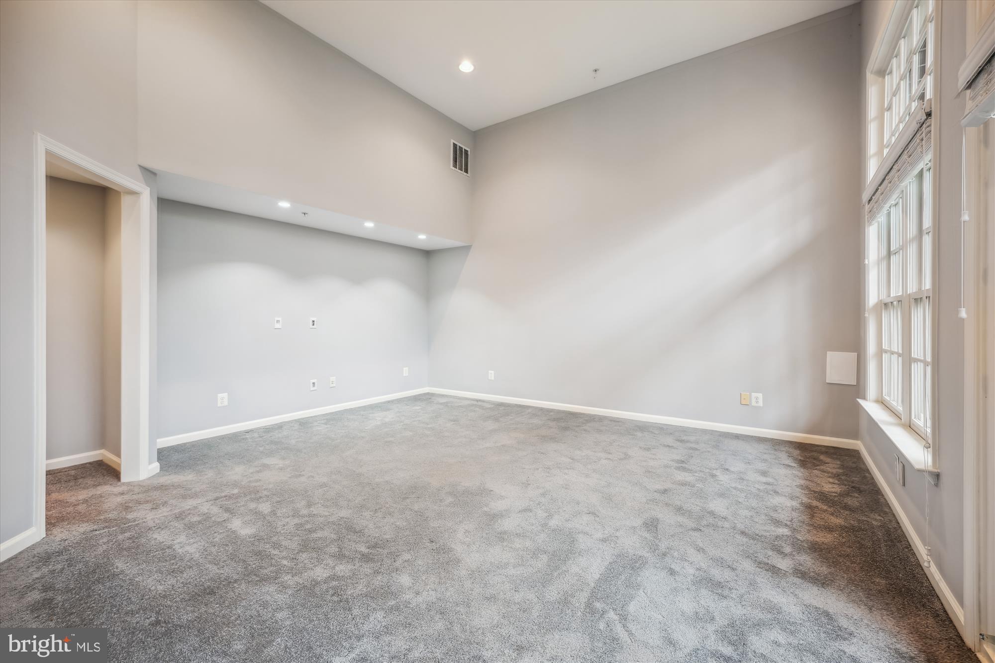 FALLSGROVE - Residential