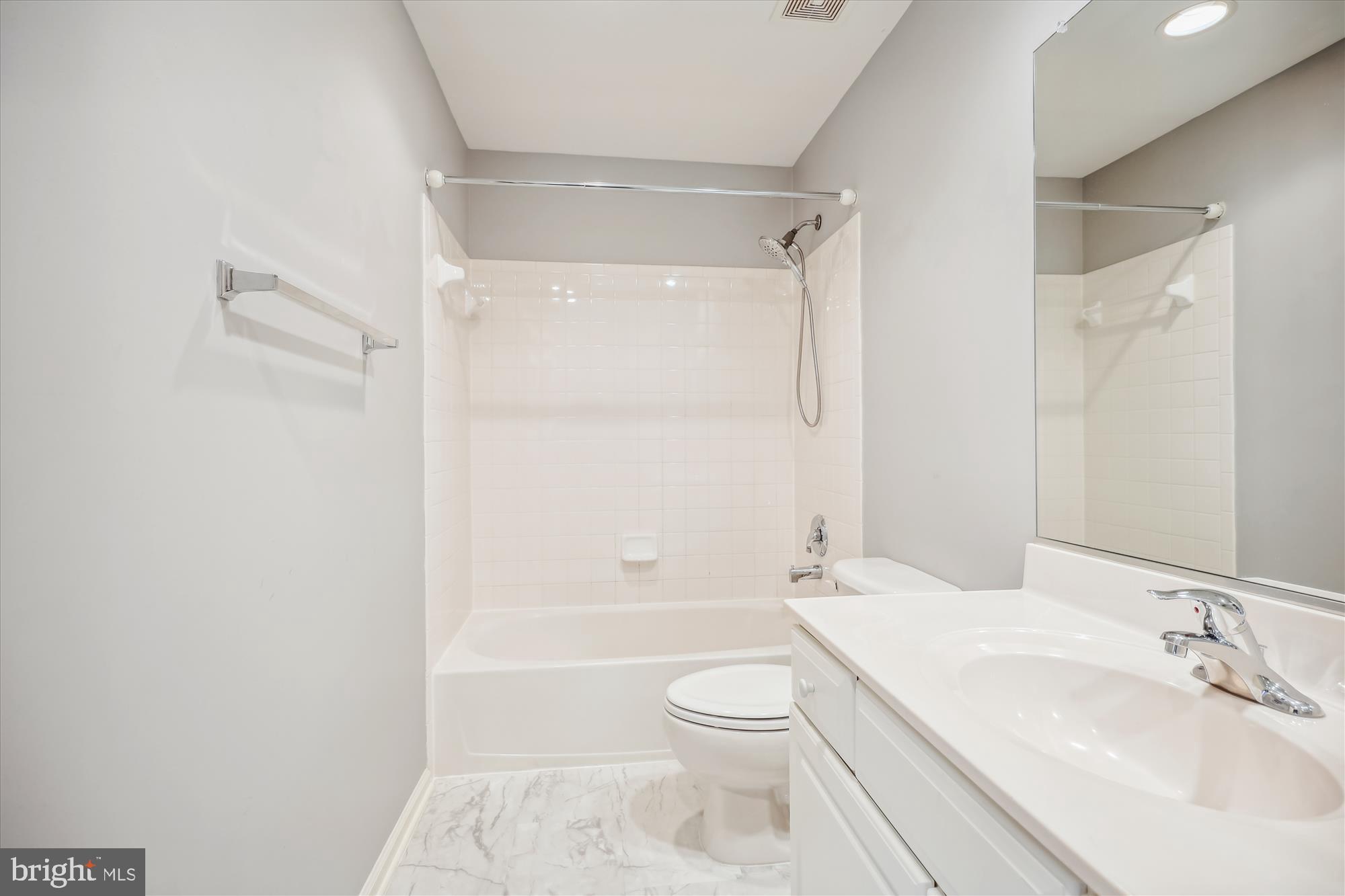 FALLSGROVE - Residential