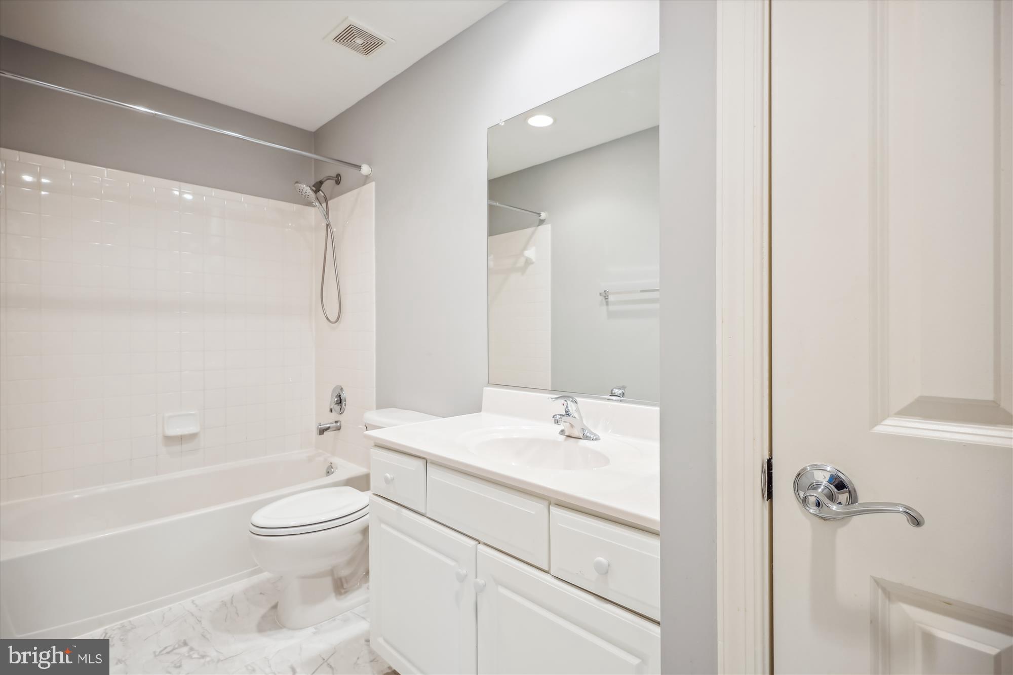 FALLSGROVE - Residential