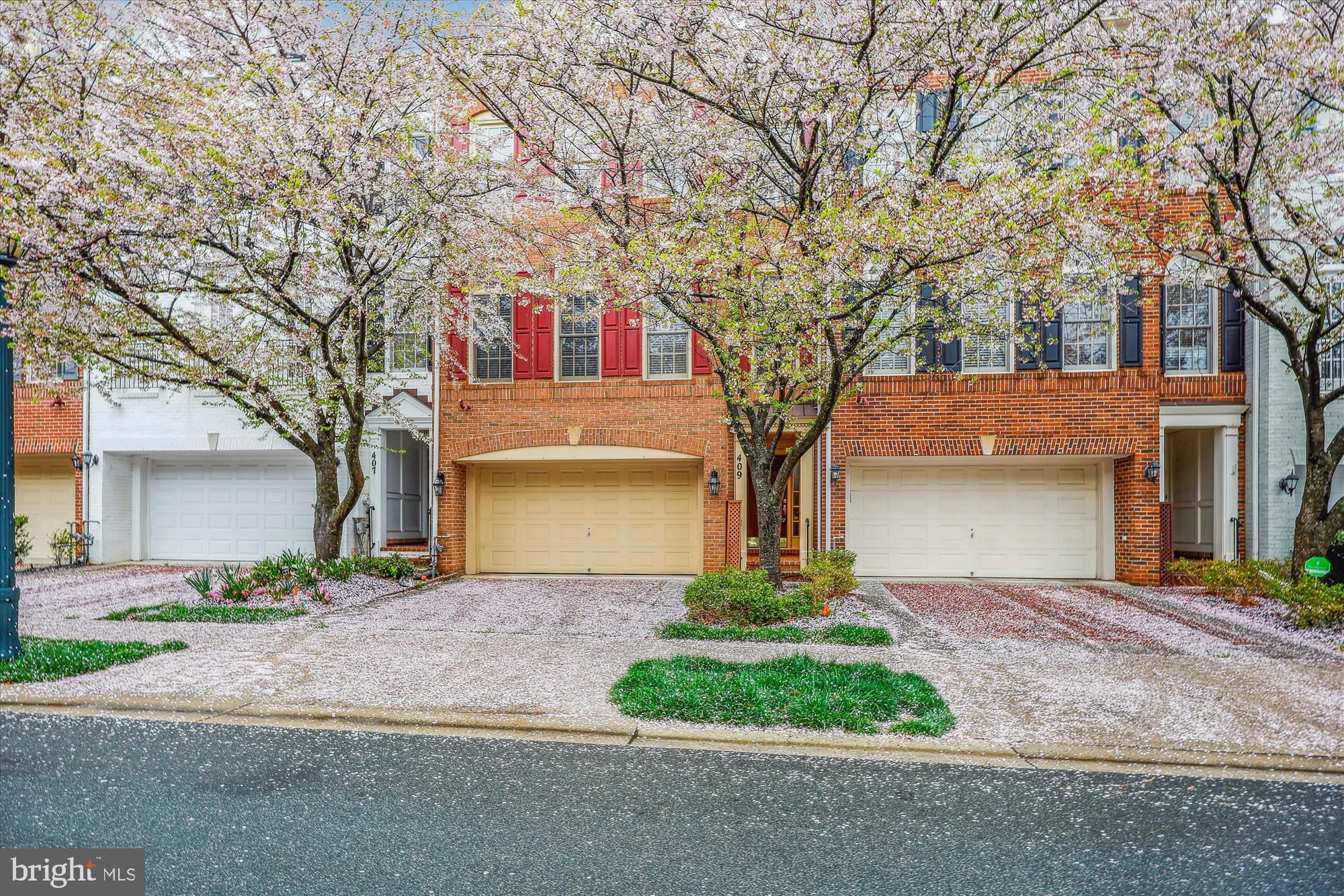 FALLSGROVE - Residential