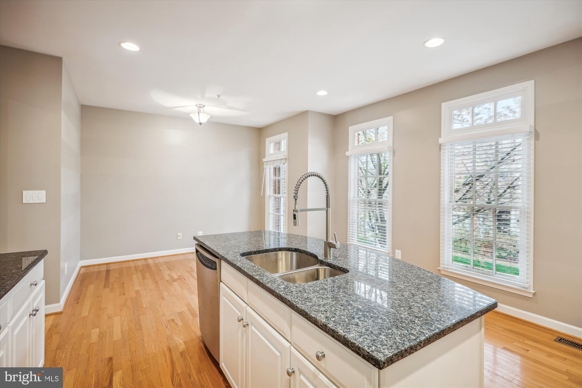 FALLSGROVE - Residential