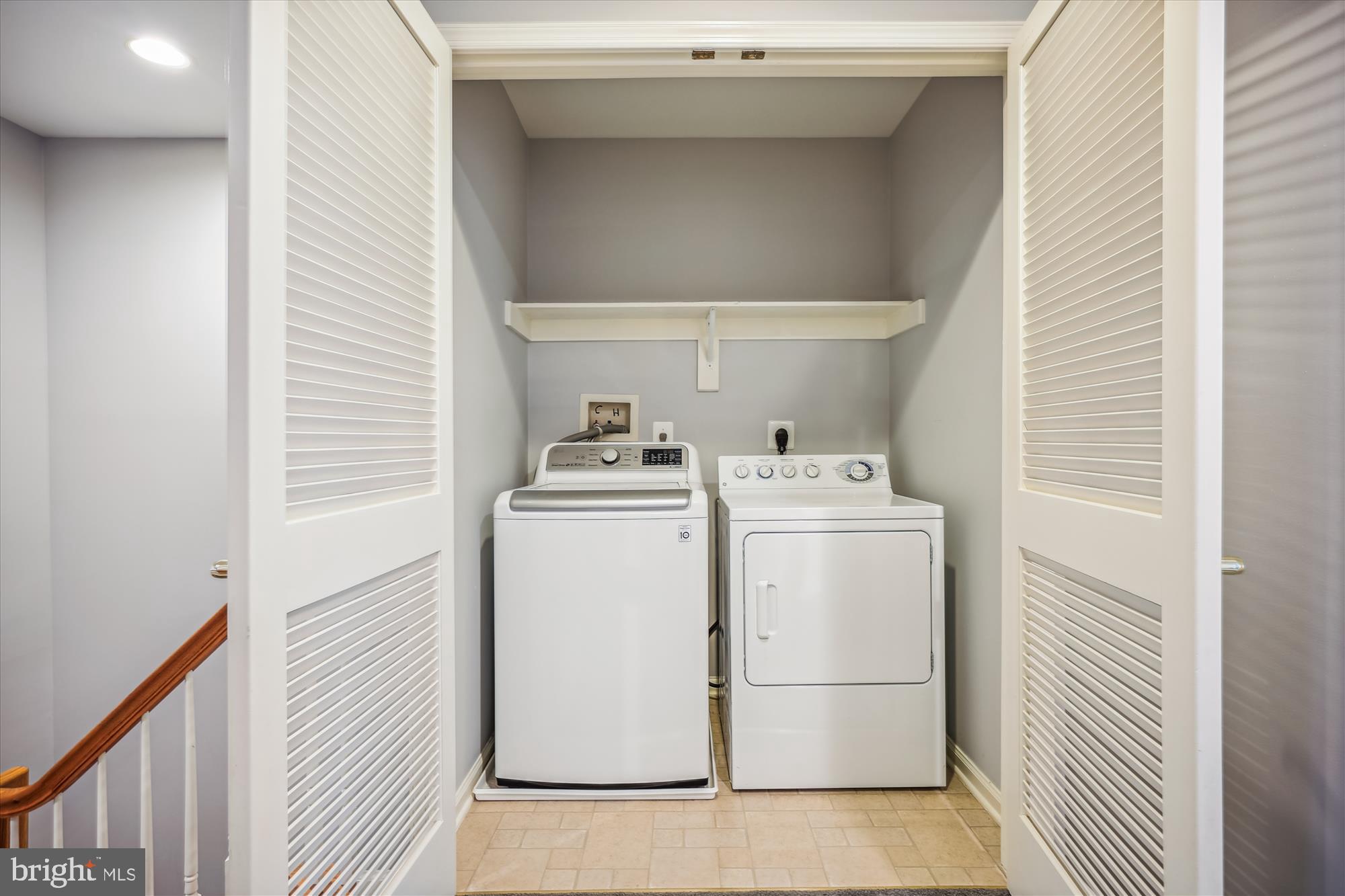 FALLSGROVE - Residential