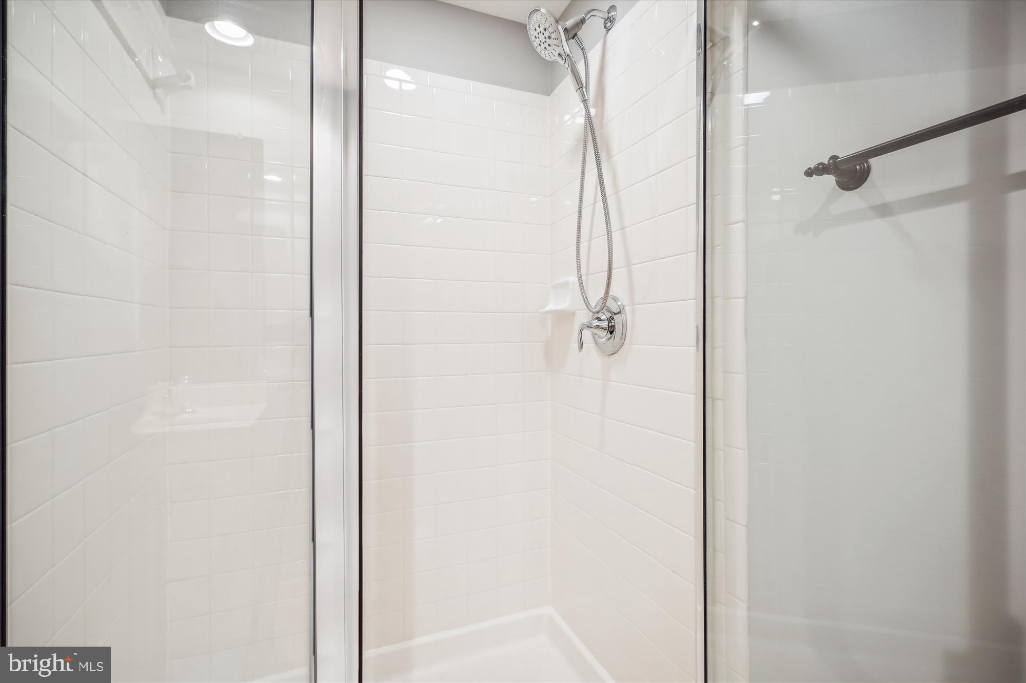 FALLSGROVE - Residential