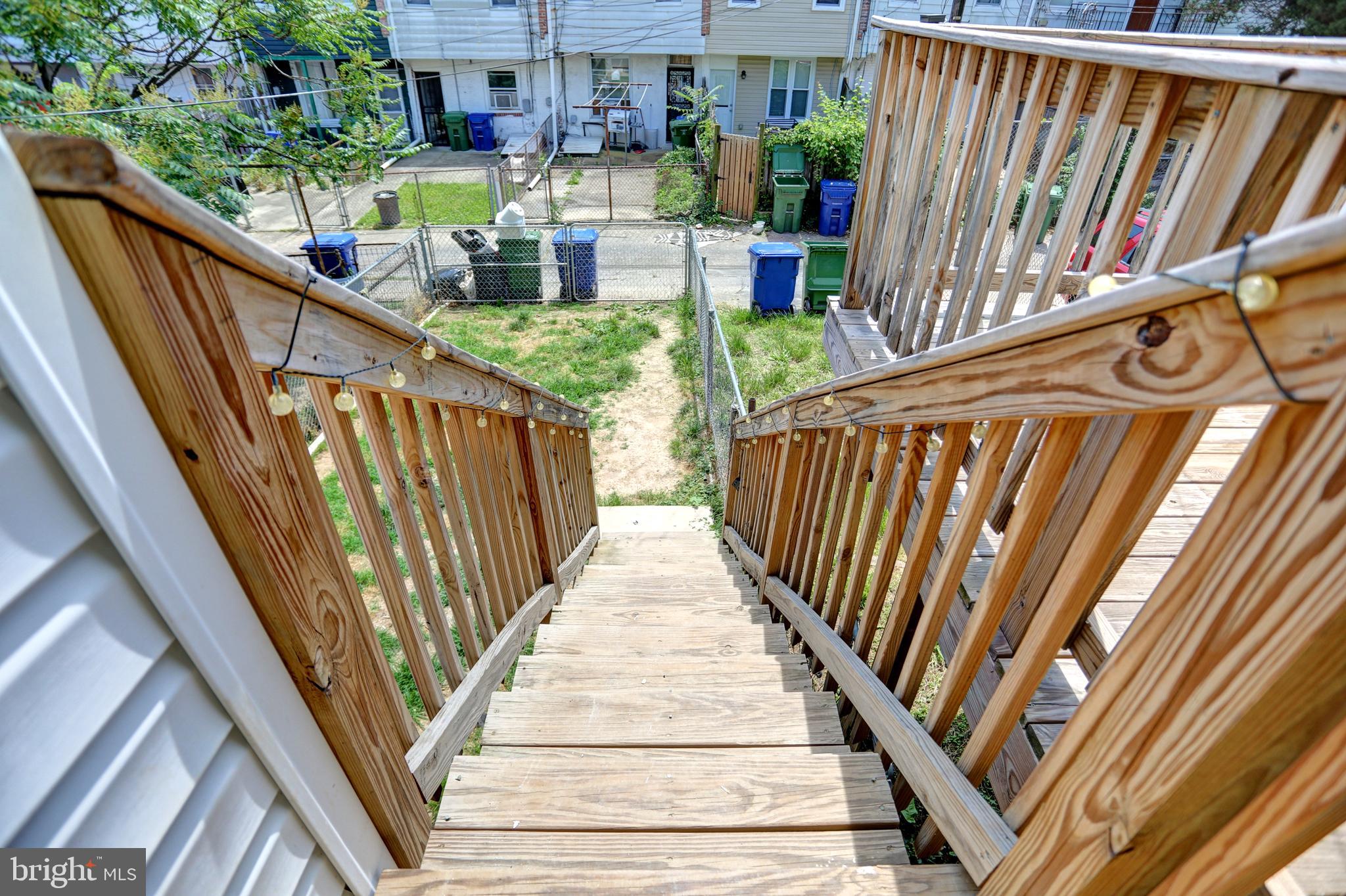 WAVERLY - Residential