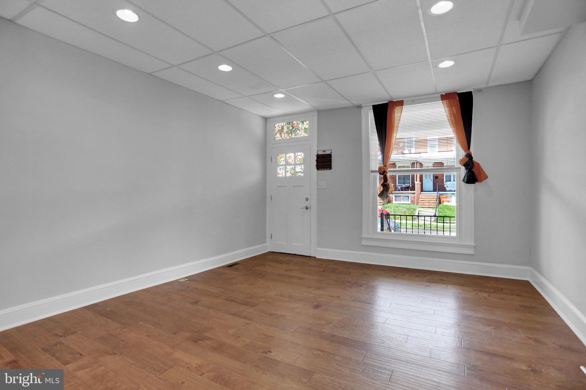 WAVERLY - Residential