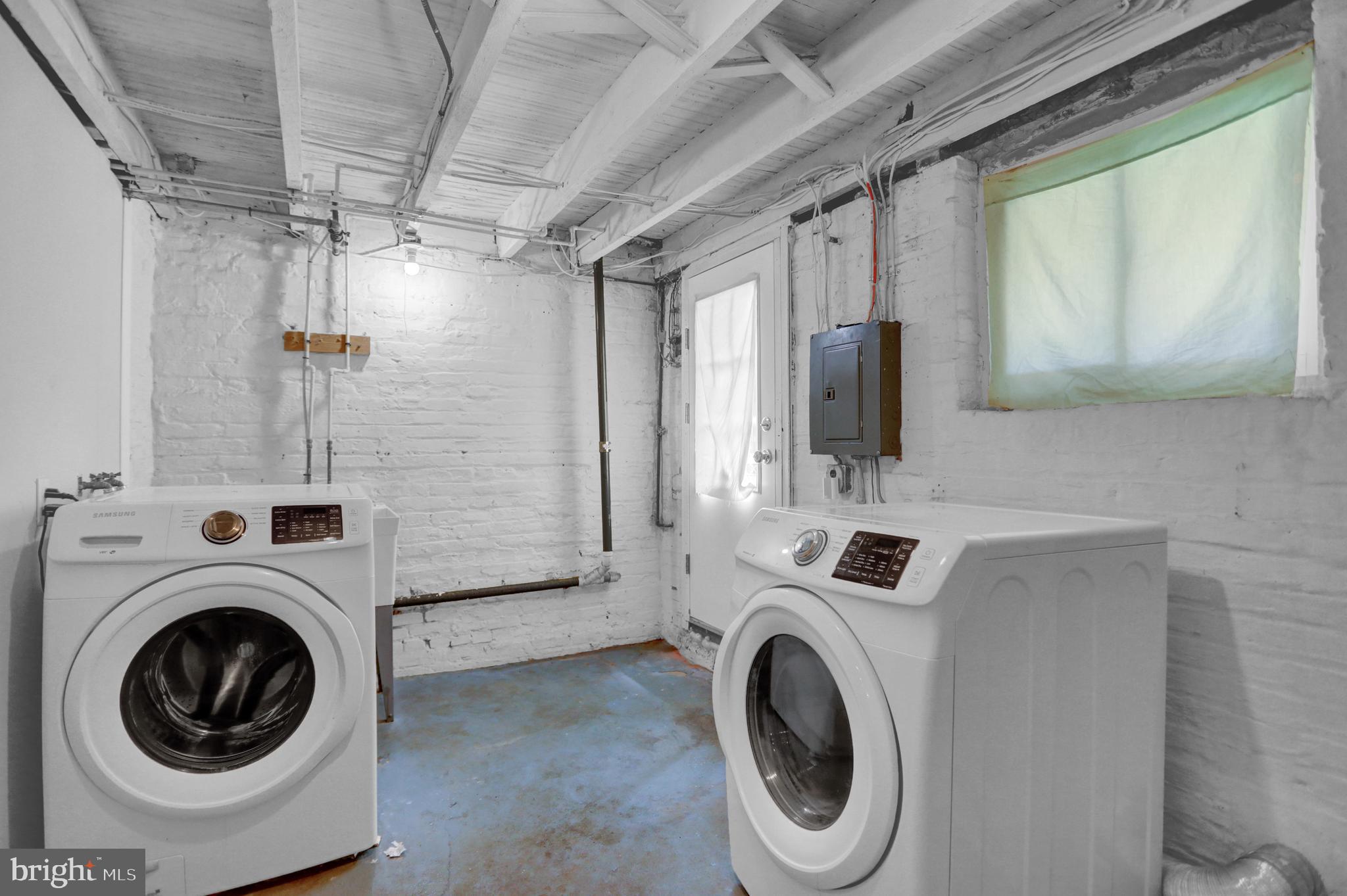 WAVERLY - Residential