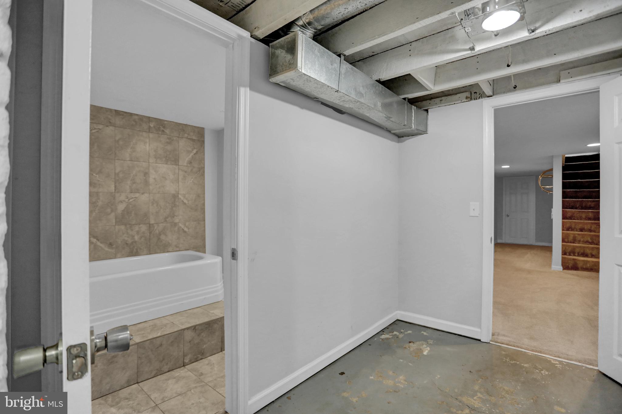 WAVERLY - Residential