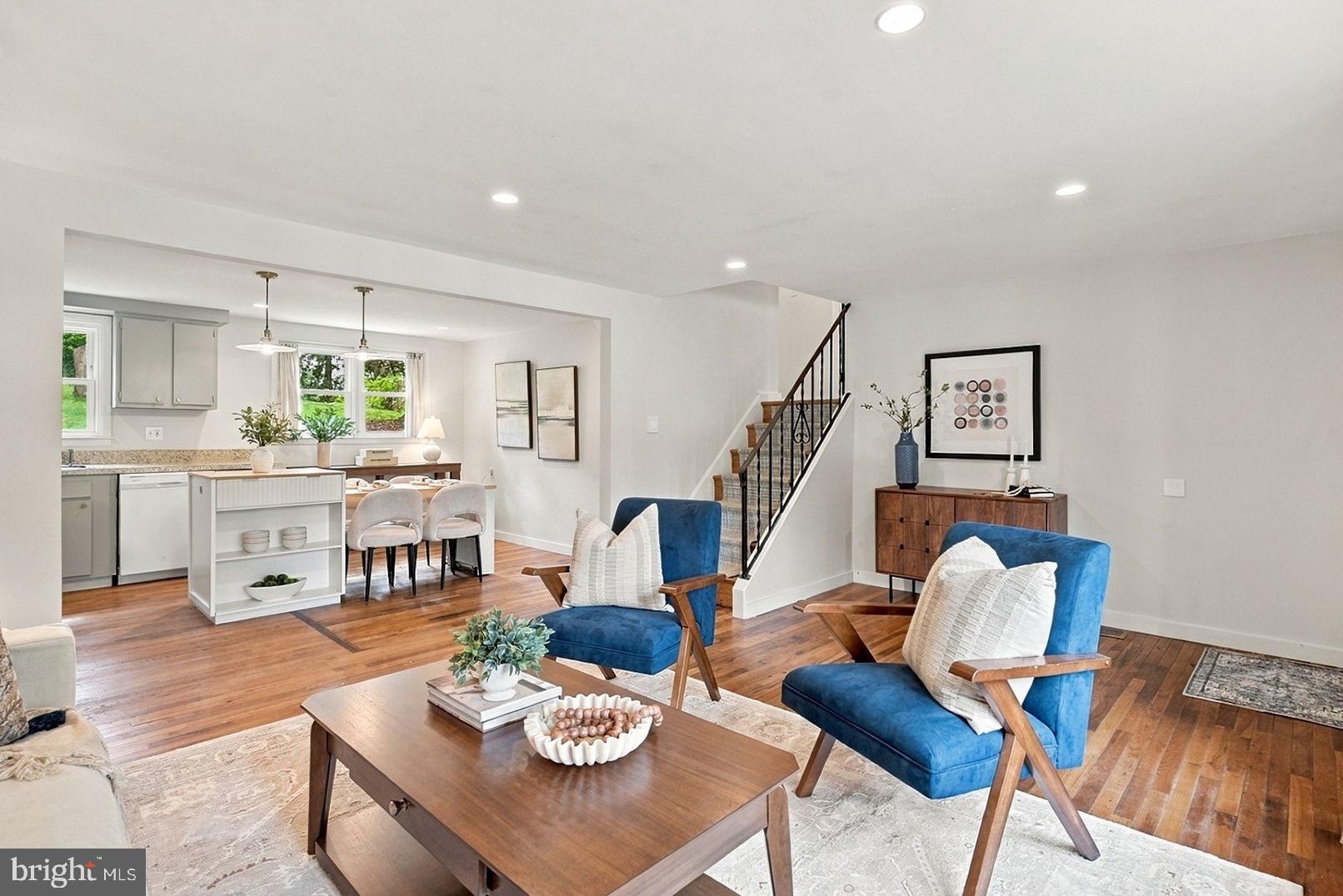 1412 MANORWOOD DRIVE