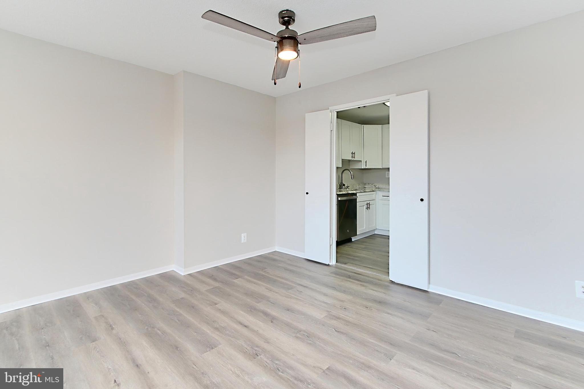 WATERGATE AT LANDMARK - Residential