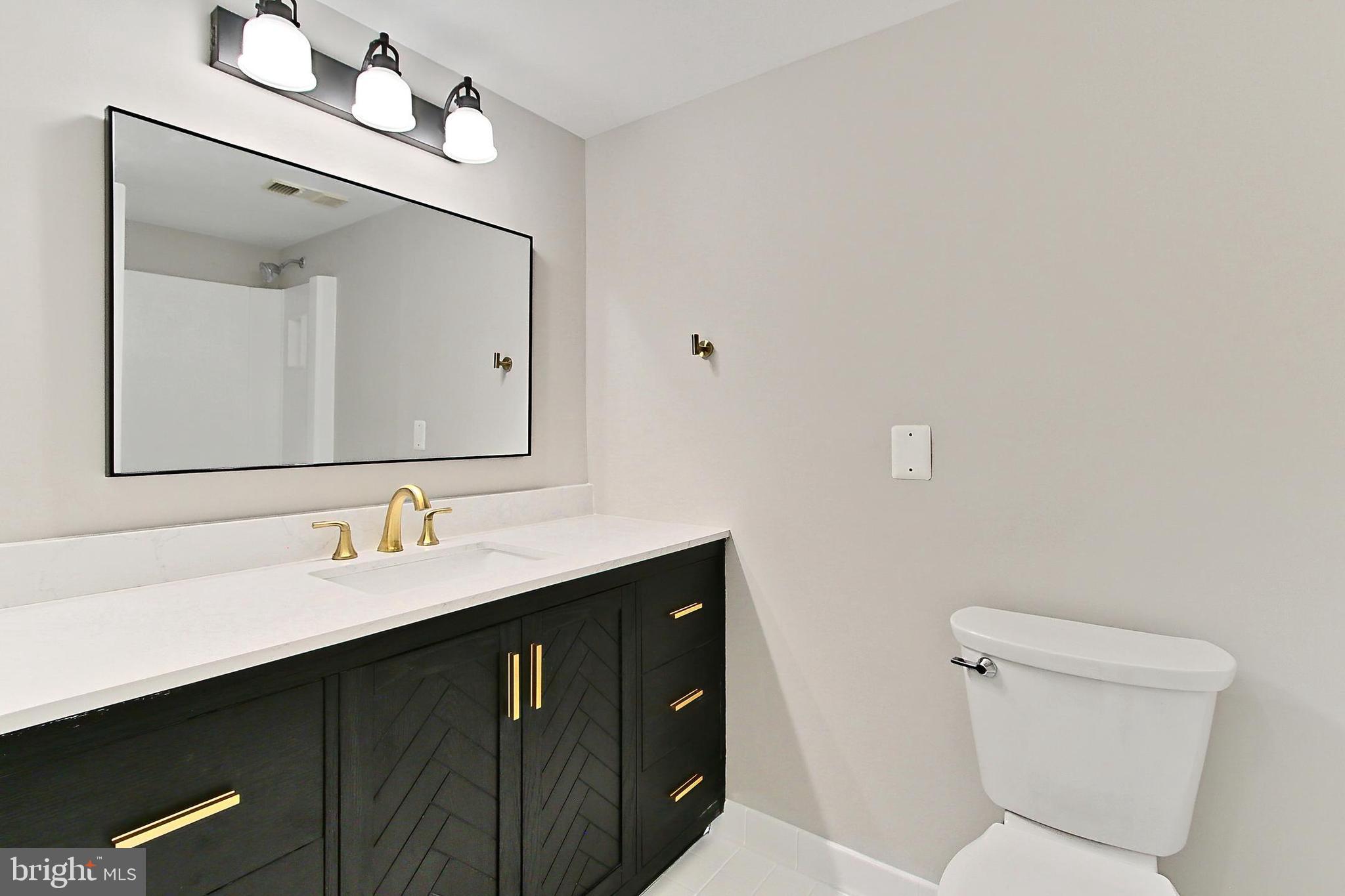 WATERGATE AT LANDMARK - Residential