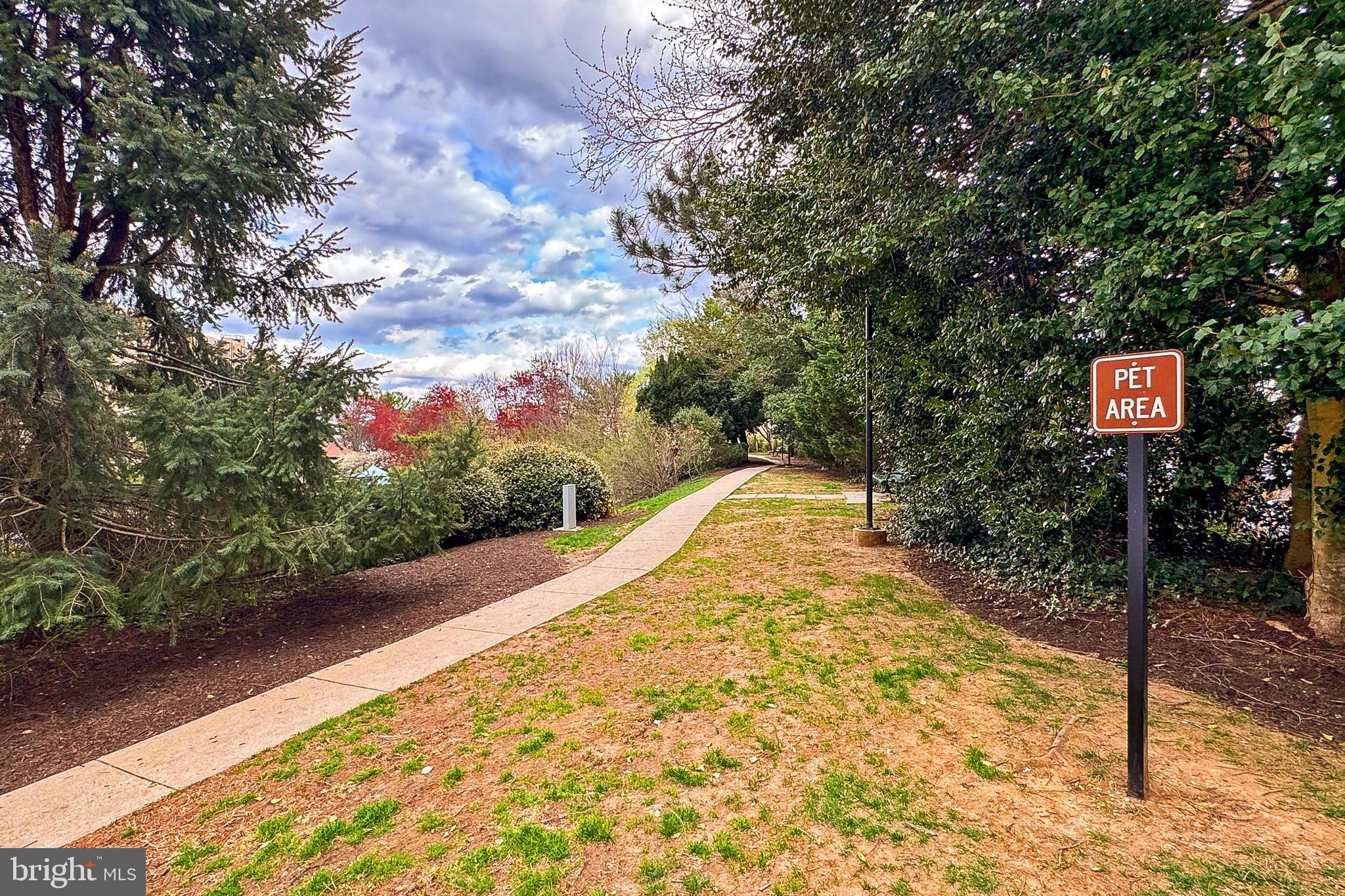 WATERGATE AT LANDMARK - Residential