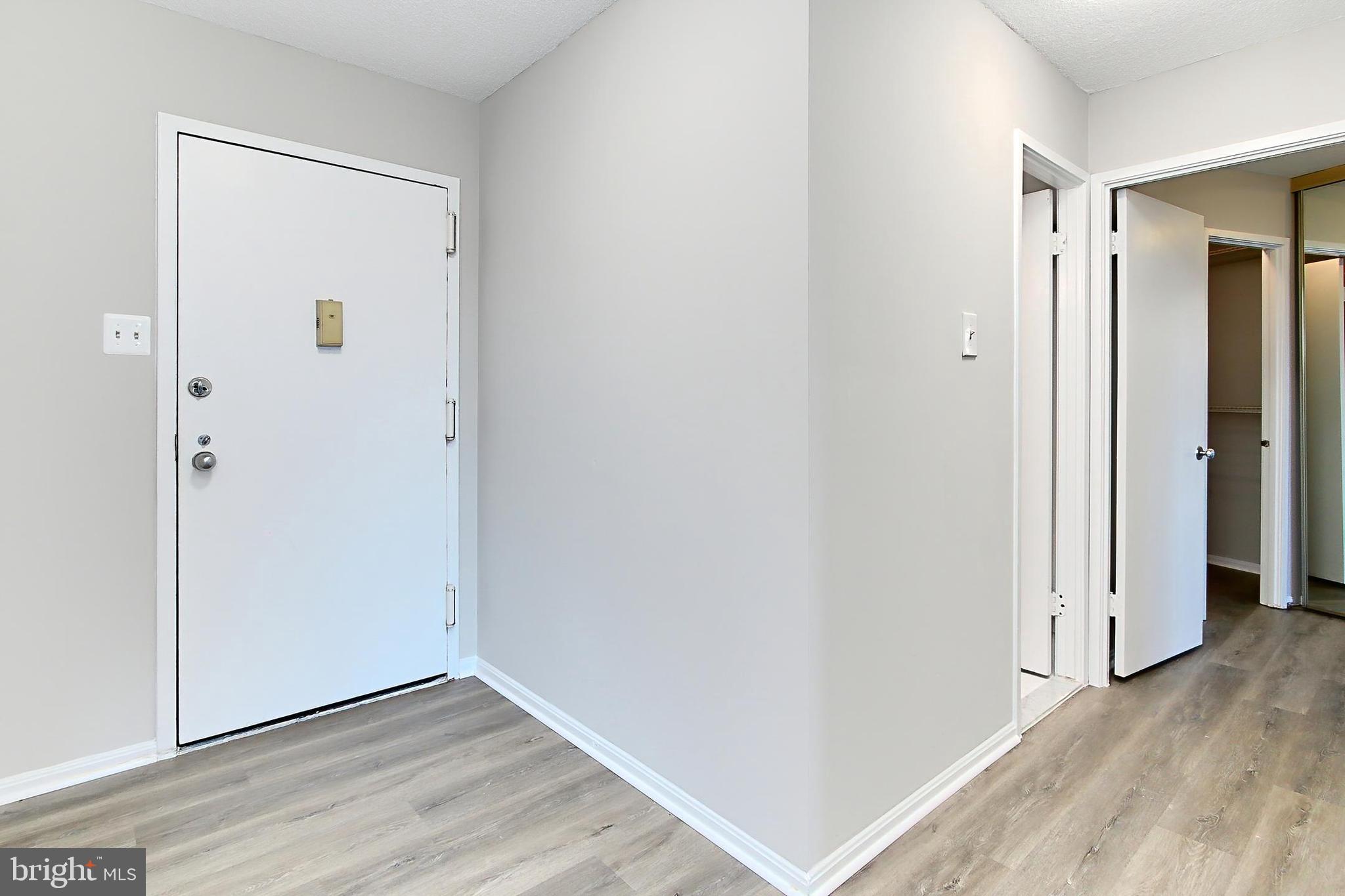 WATERGATE AT LANDMARK - Residential