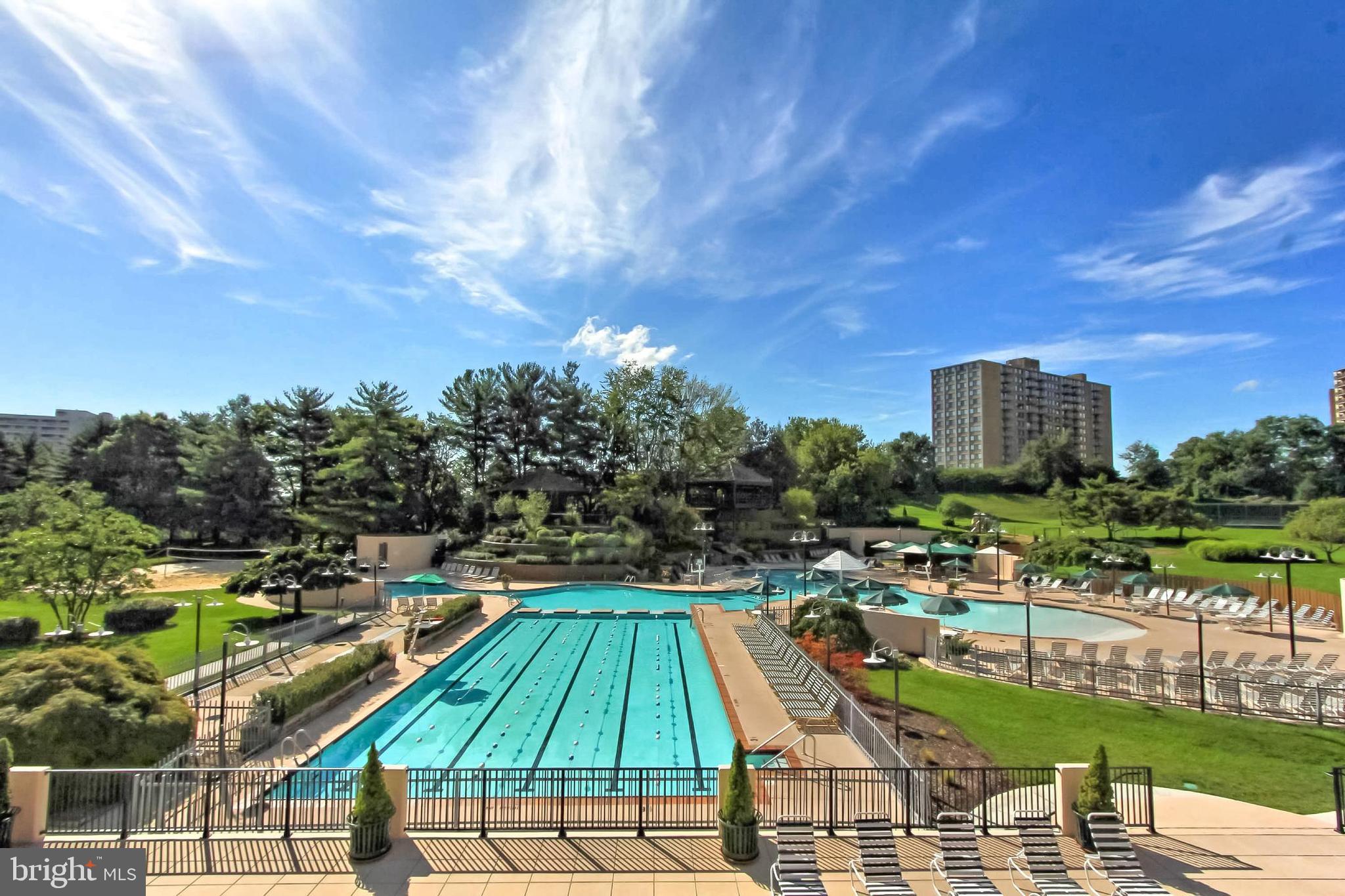 WATERGATE AT LANDMARK - Residential