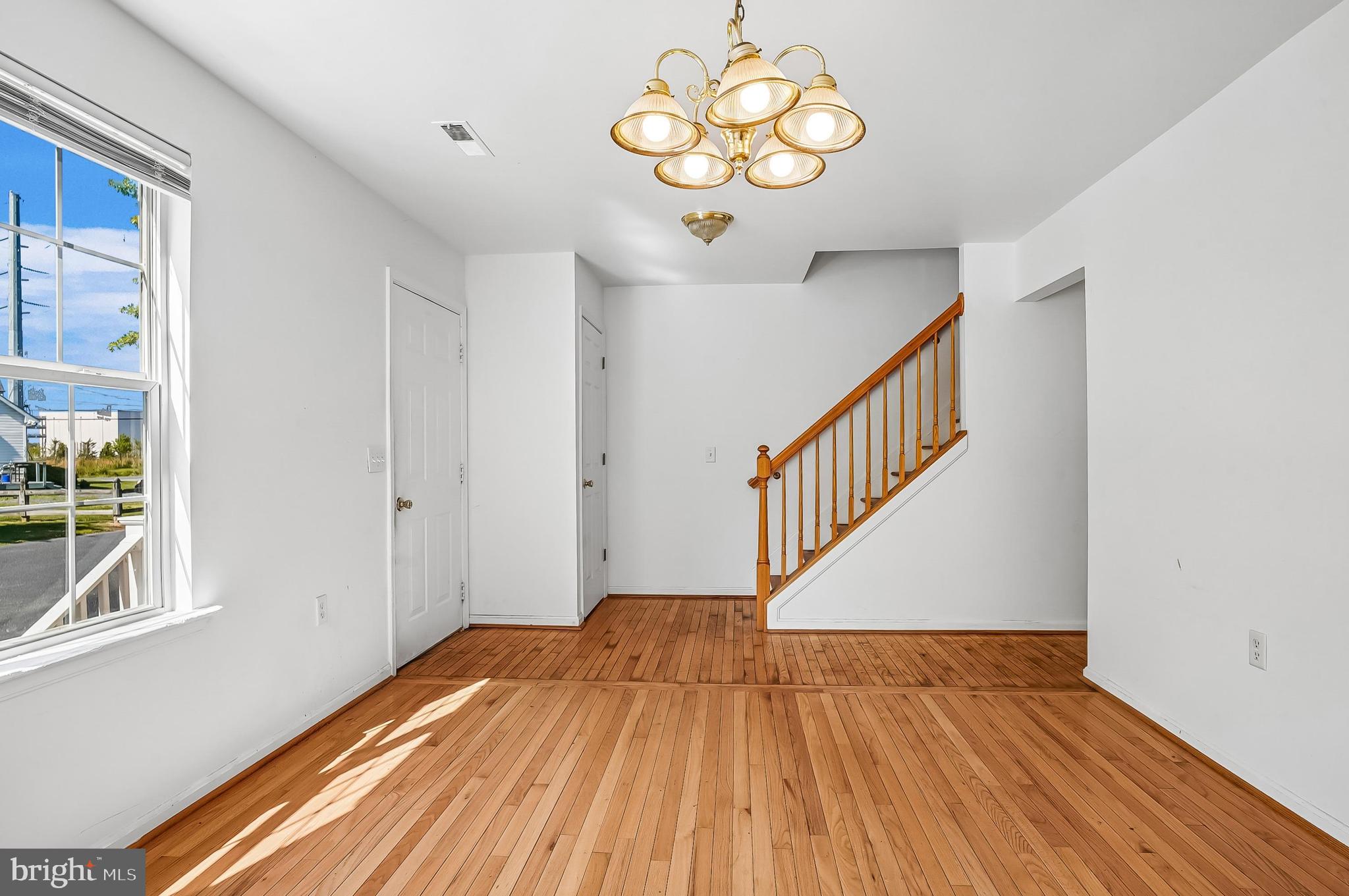 DUNDEE HARBOR - Residential
