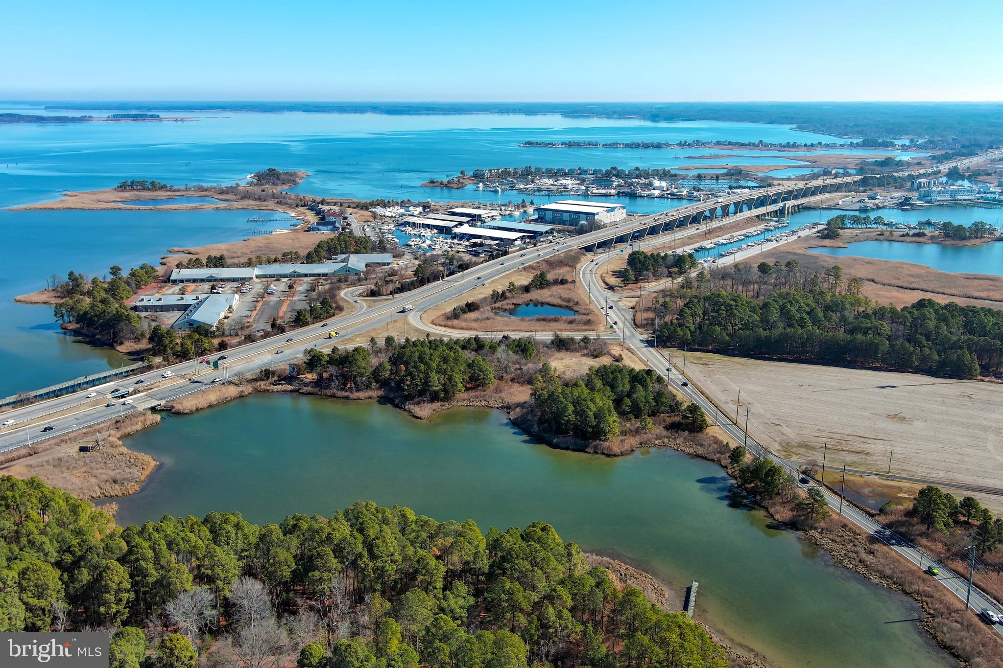 DUNDEE HARBOR - Residential