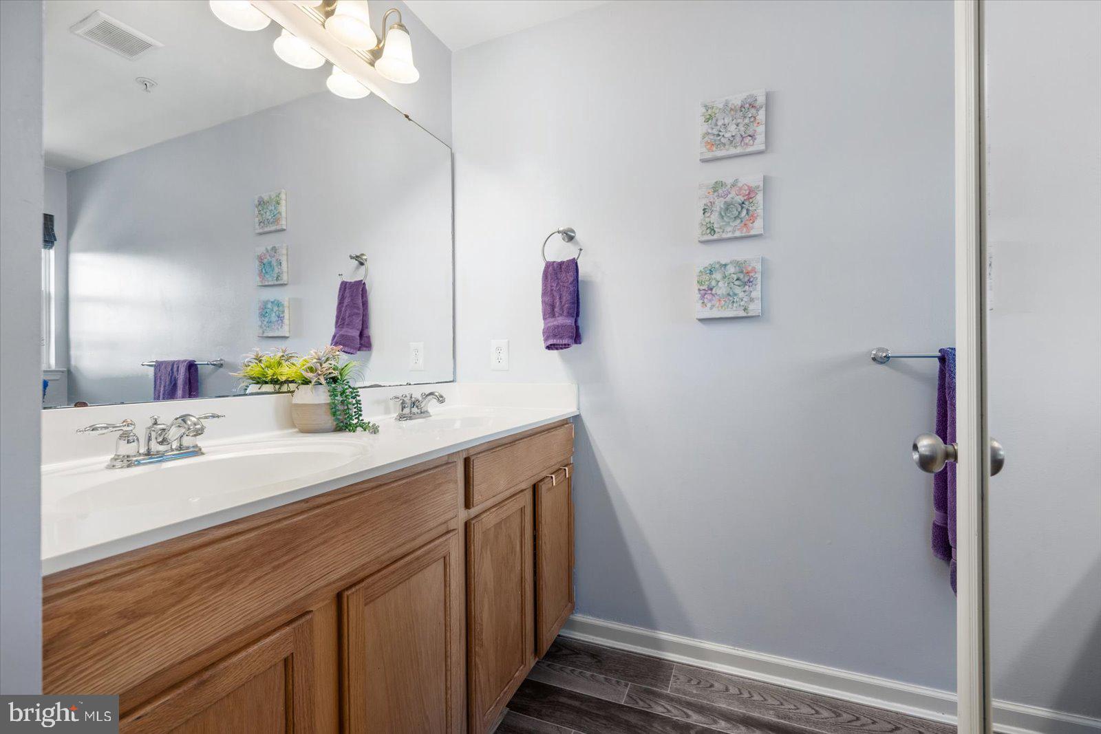 CEDAR COMMONS - Residential