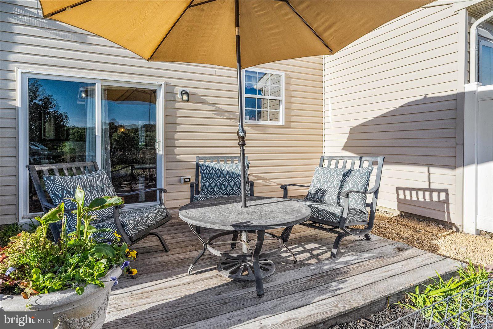 CEDAR COMMONS - Residential