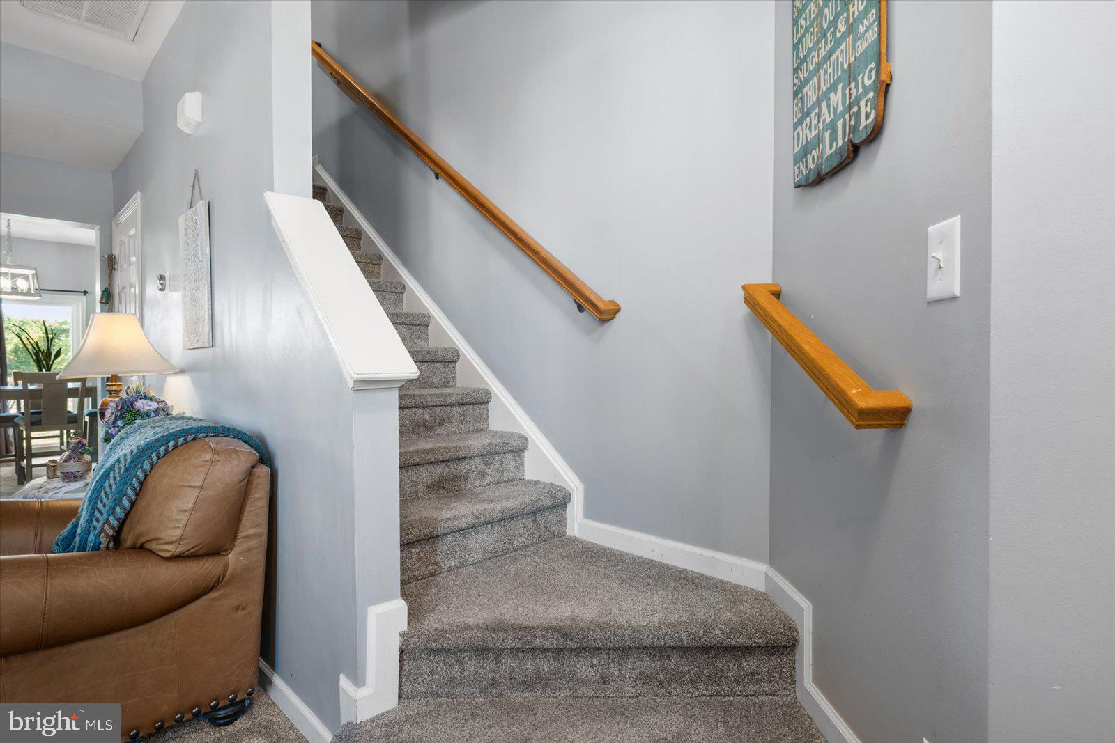 CEDAR COMMONS - Residential