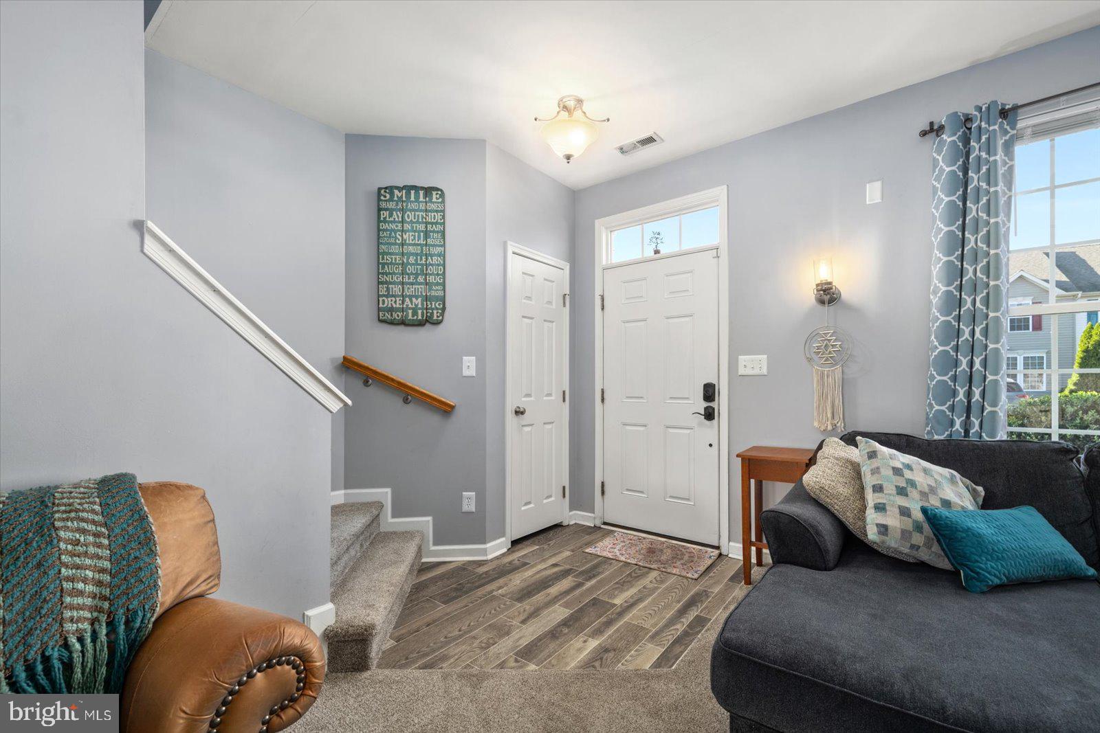 CEDAR COMMONS - Residential