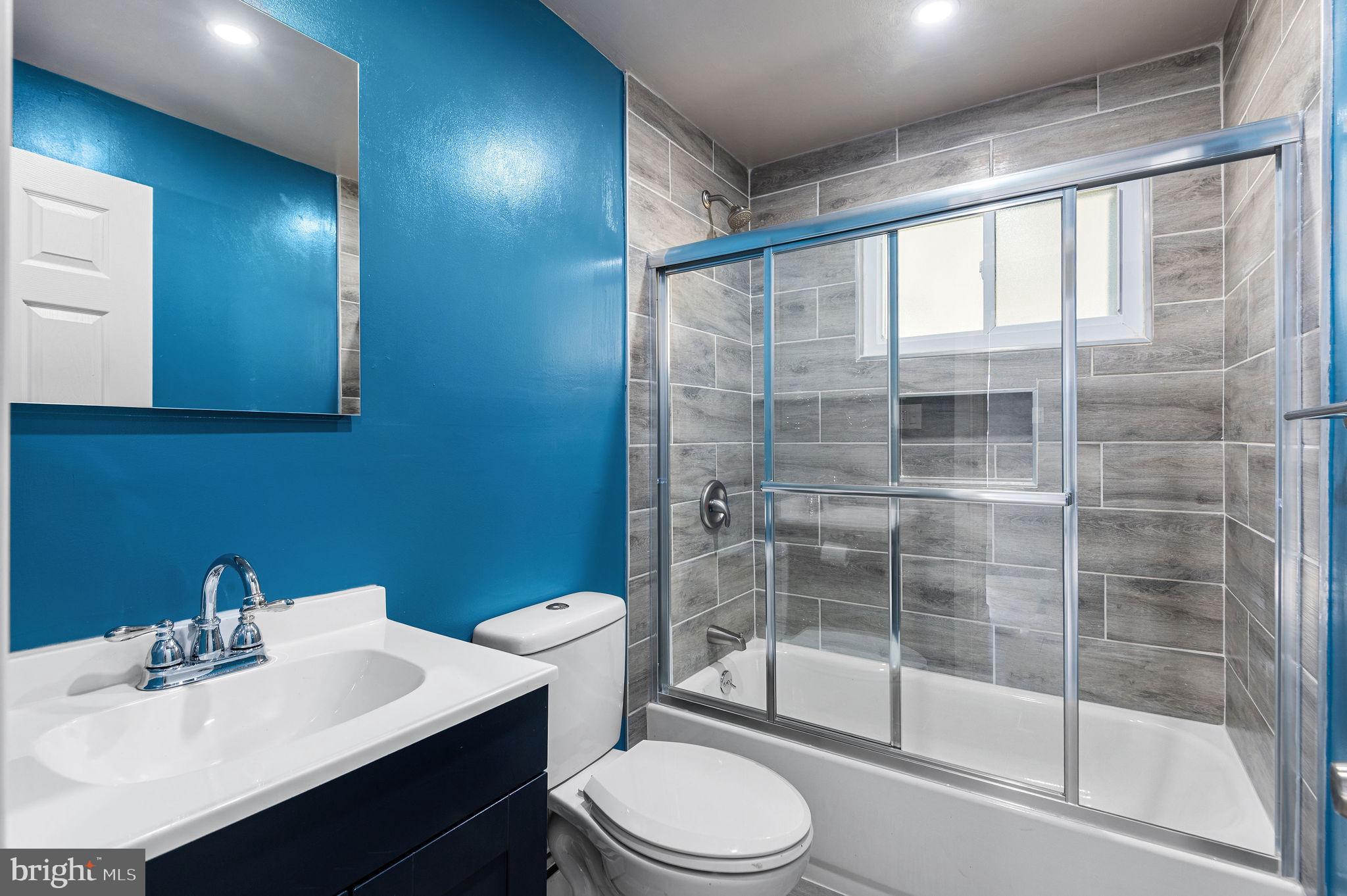 ROSLYN - Residential