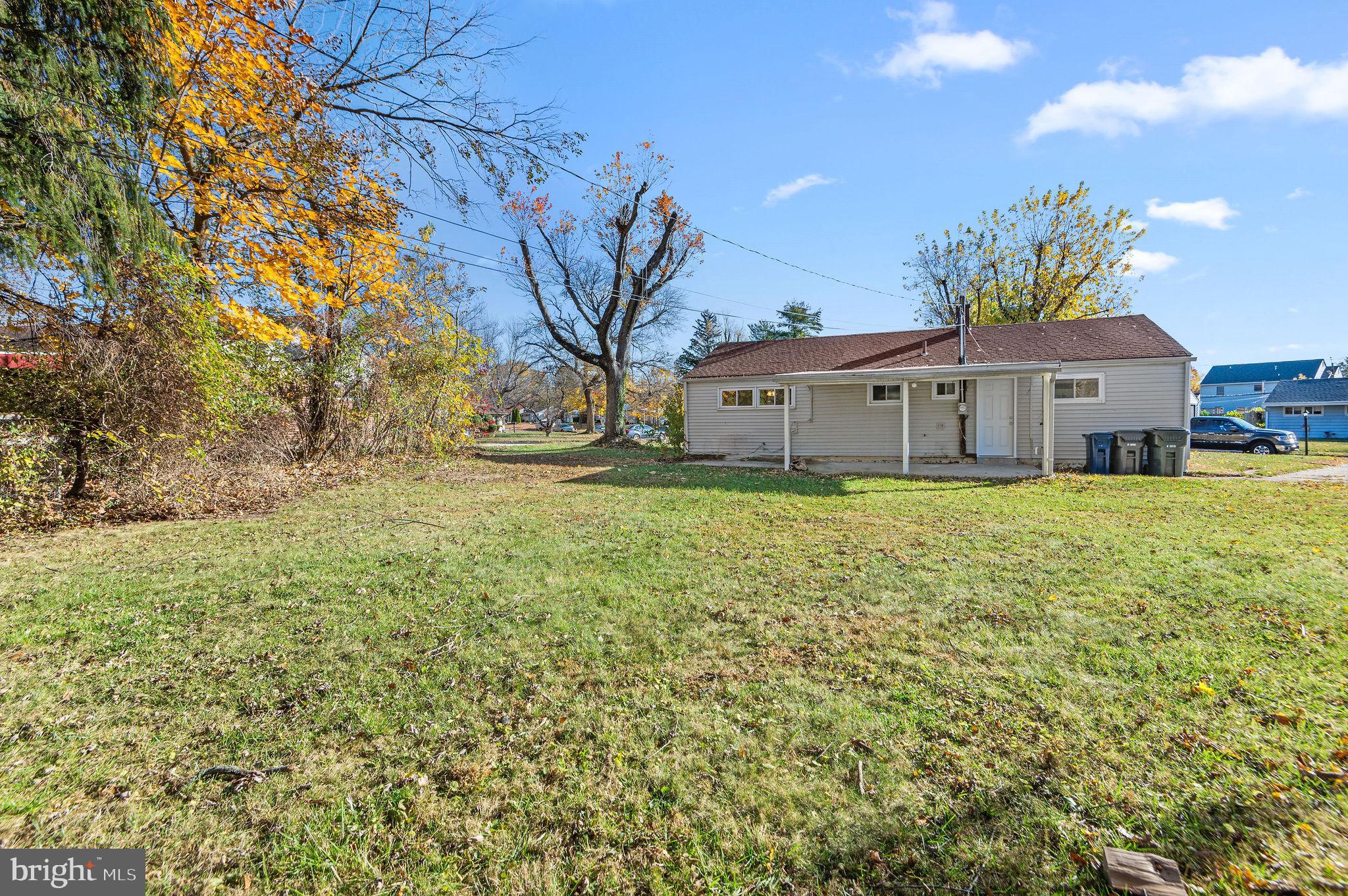 ROSLYN - Residential