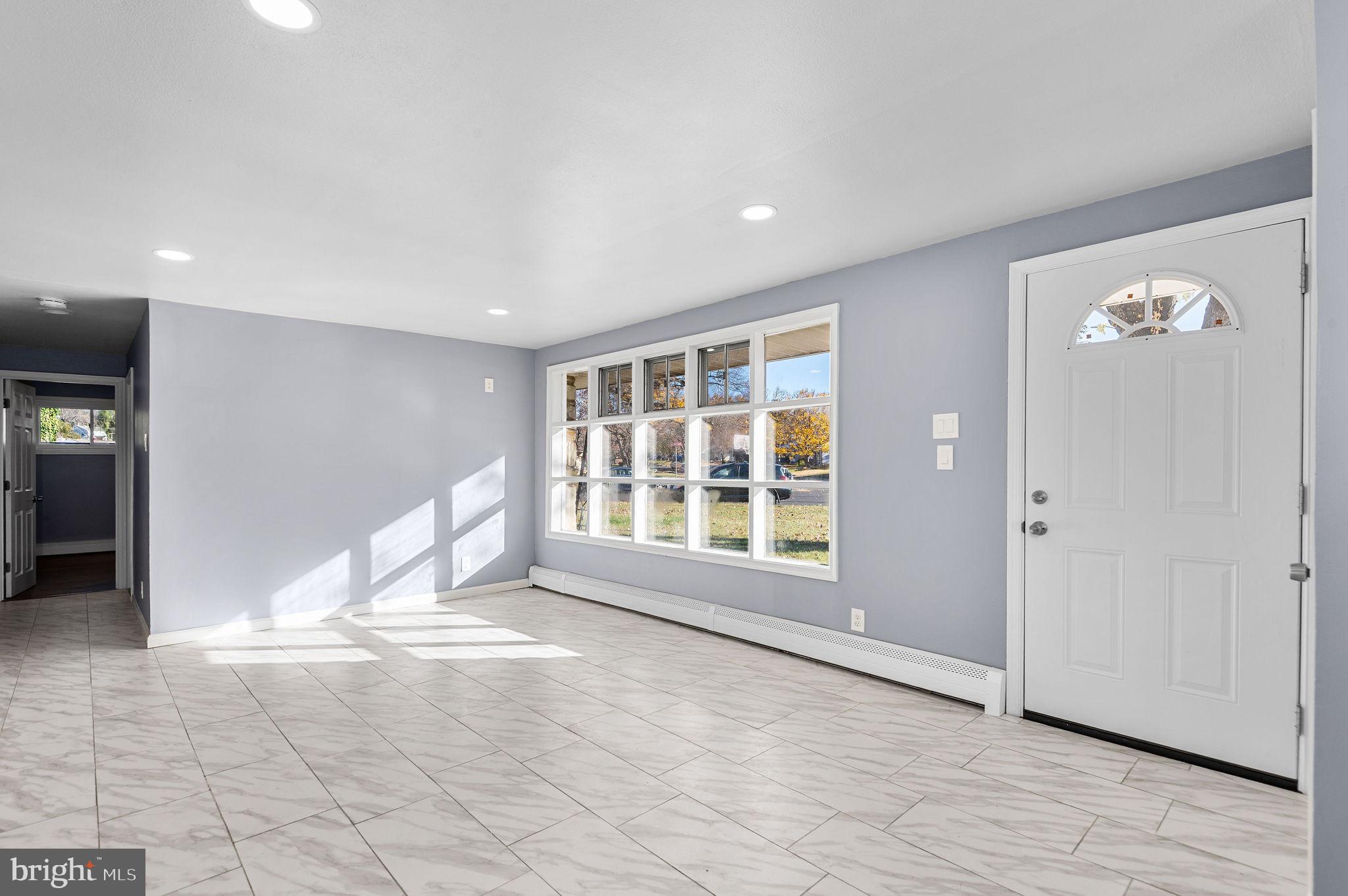 ROSLYN - Residential