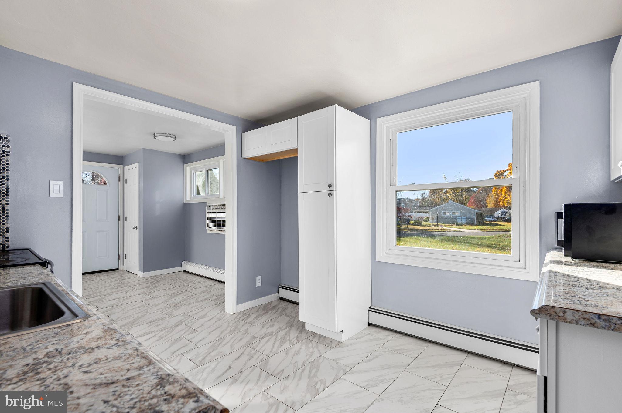 ROSLYN - Residential