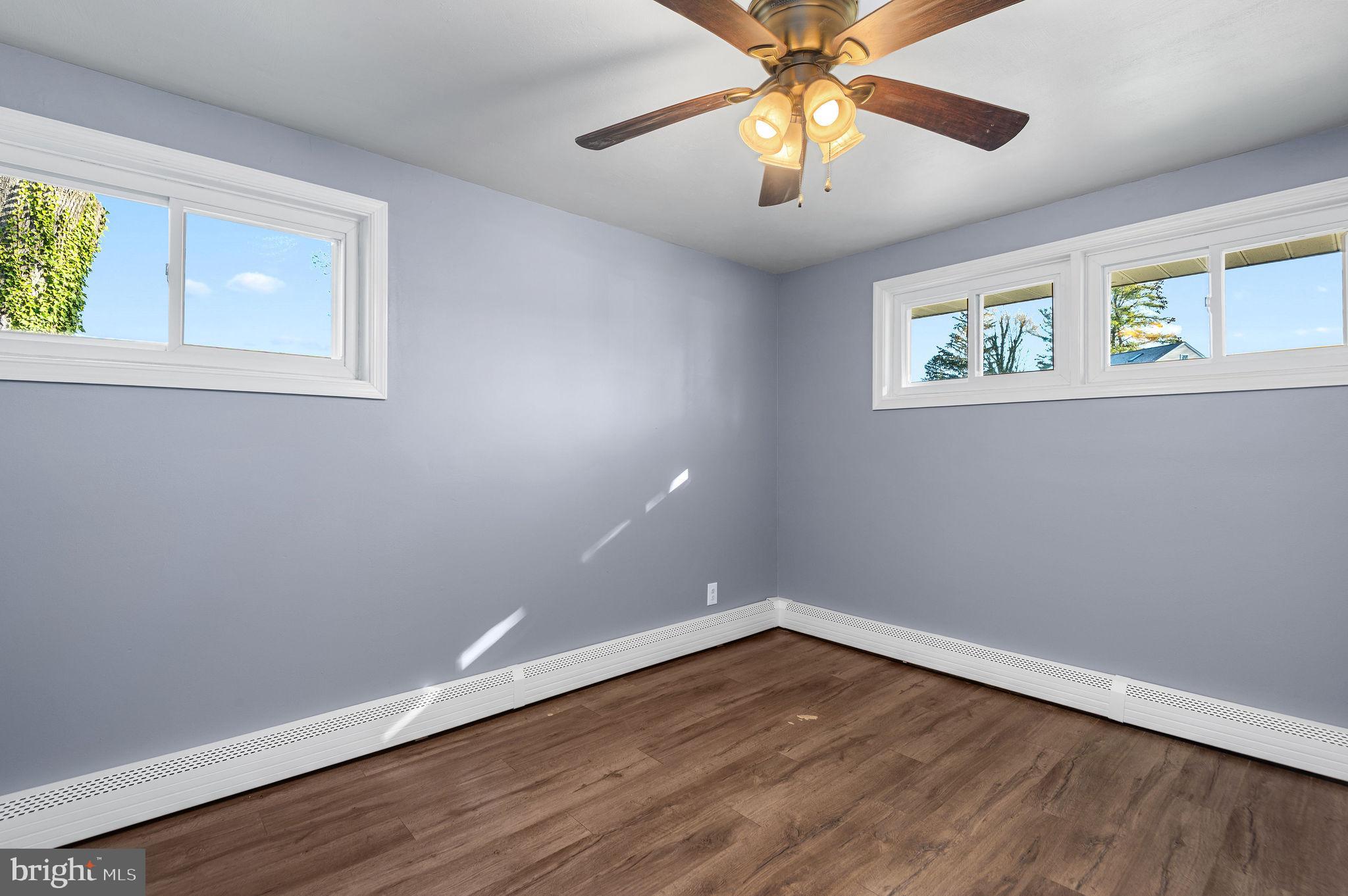 ROSLYN - Residential