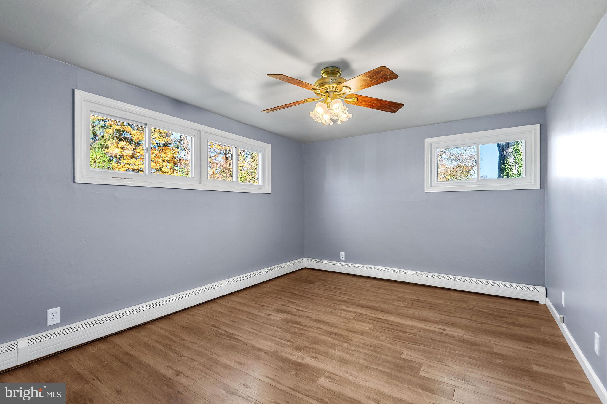 ROSLYN - Residential