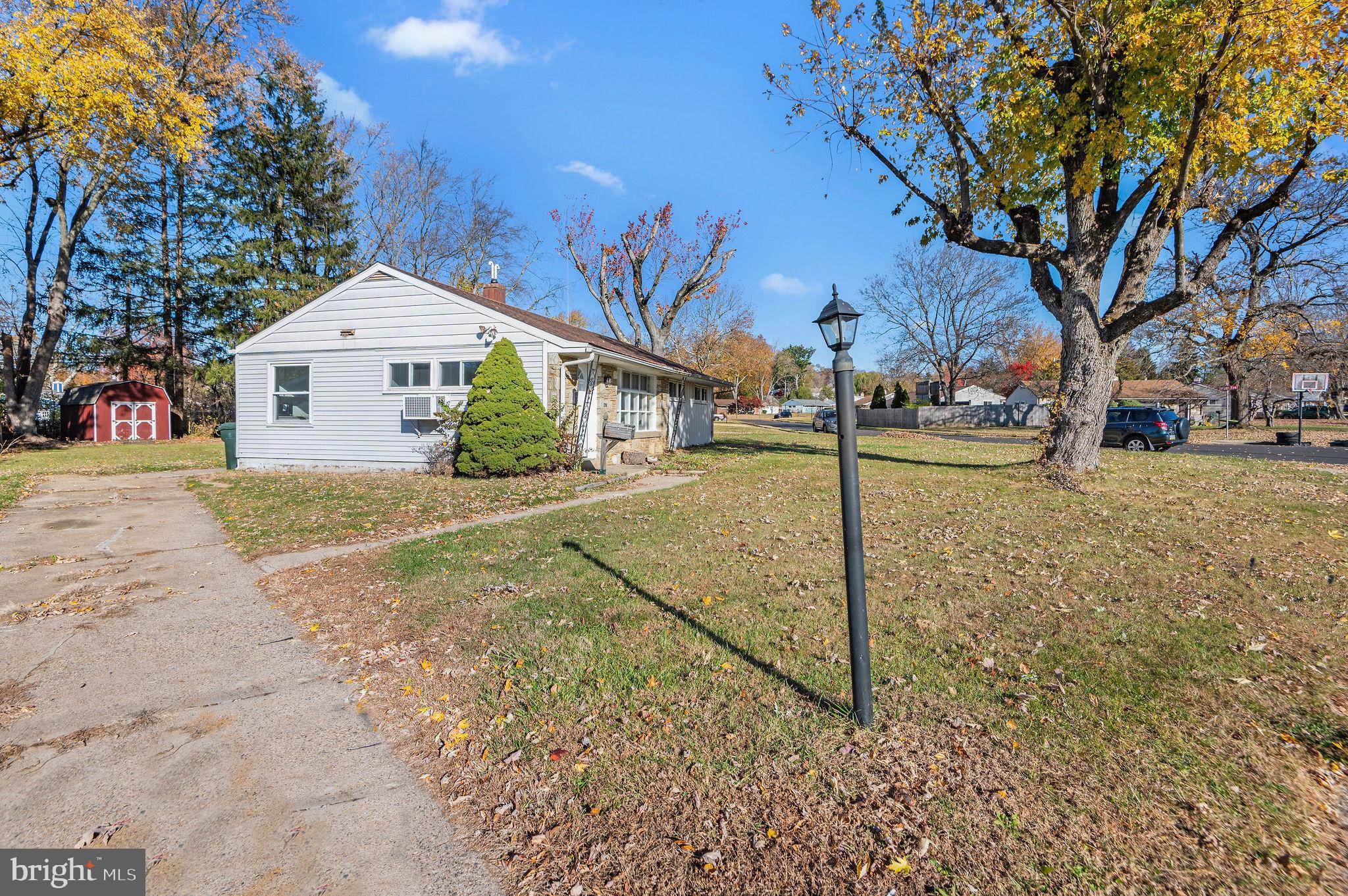 ROSLYN - Residential