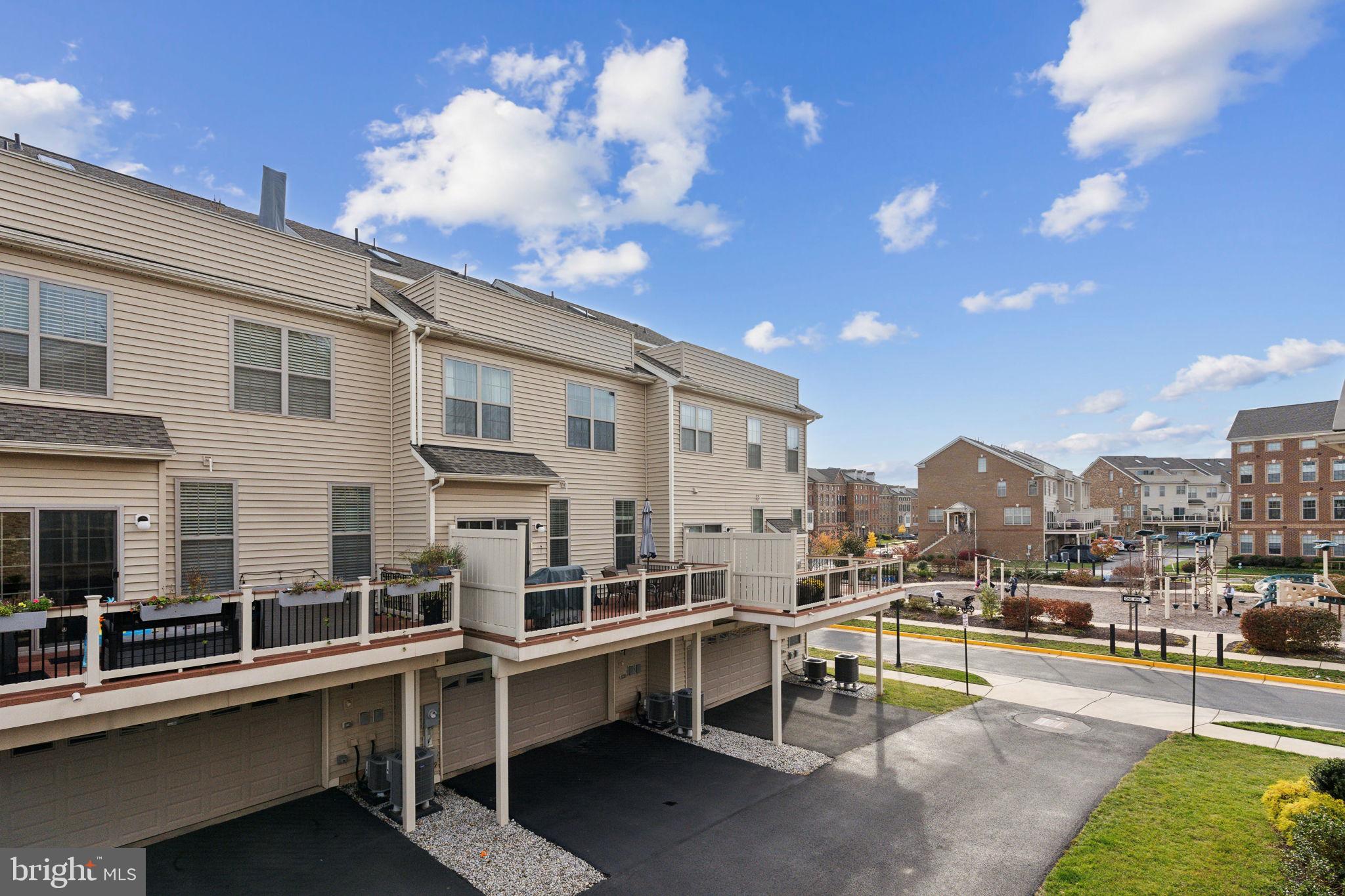 MOOREFIELD STATION - Residential