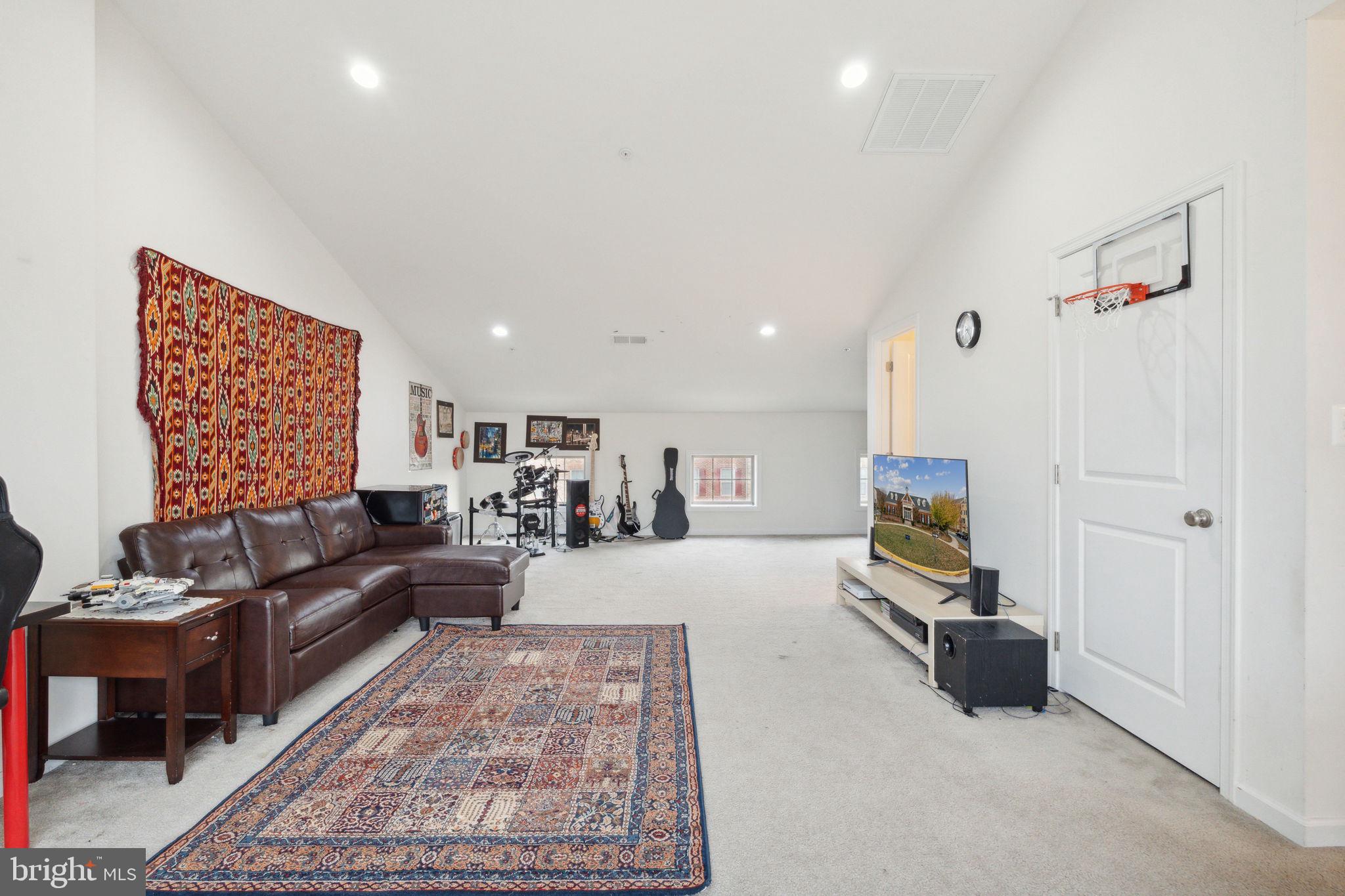 MOOREFIELD STATION - Residential