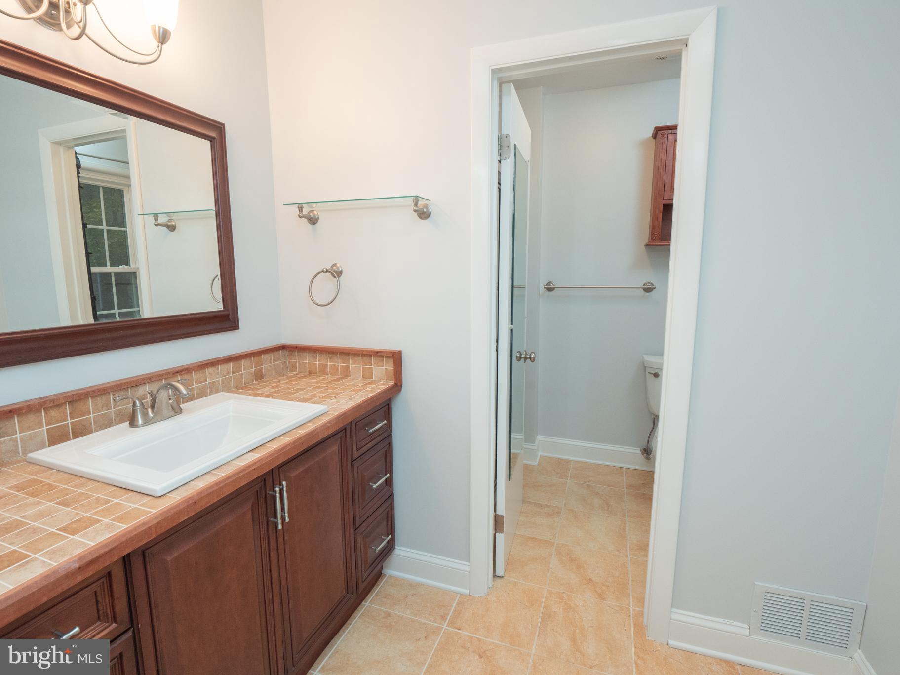 CROFTON COMMONS - Residential