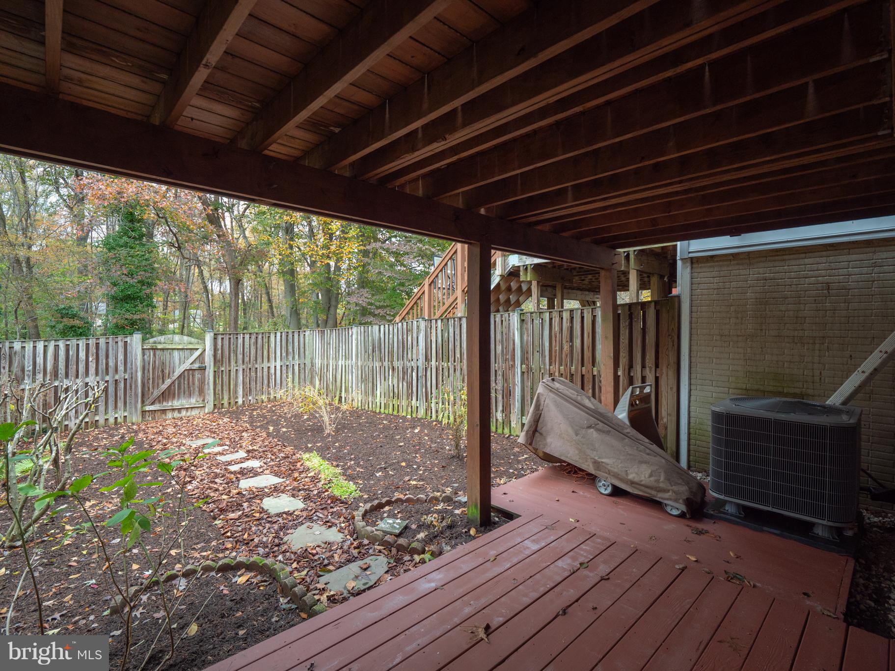 CROFTON COMMONS - Residential