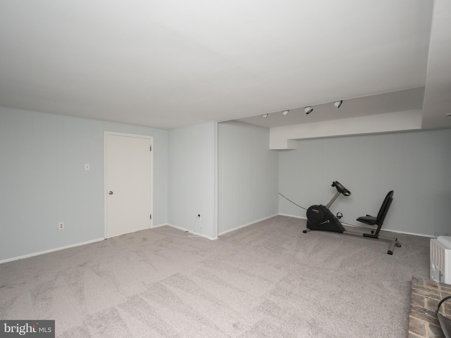 CROFTON COMMONS - Residential