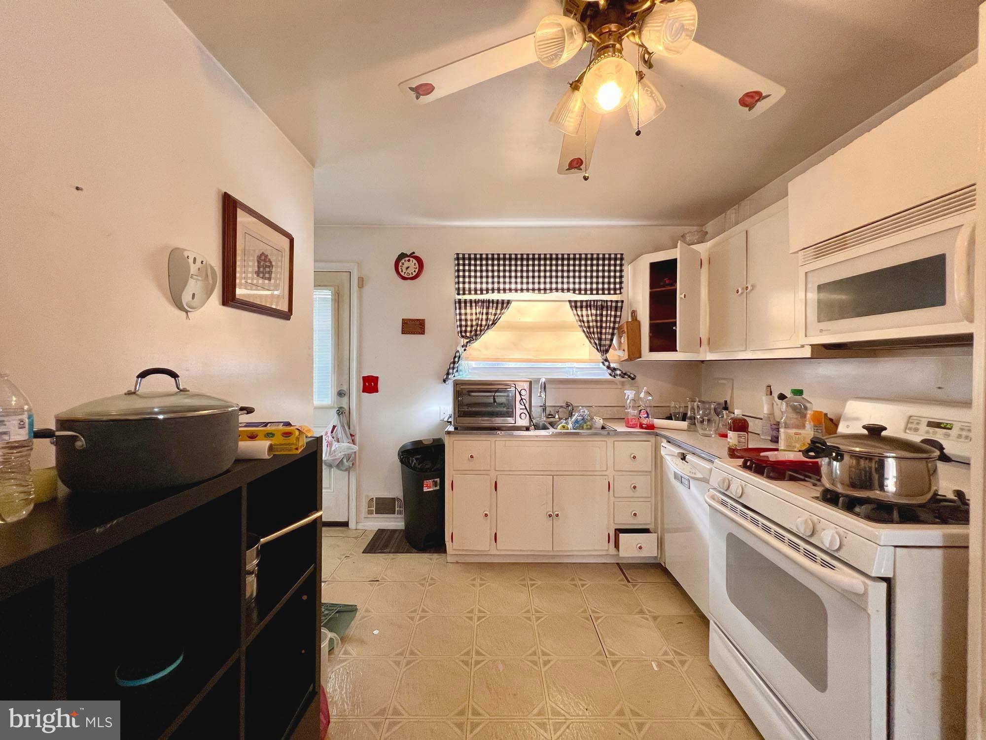 CHARTLEY - Residential