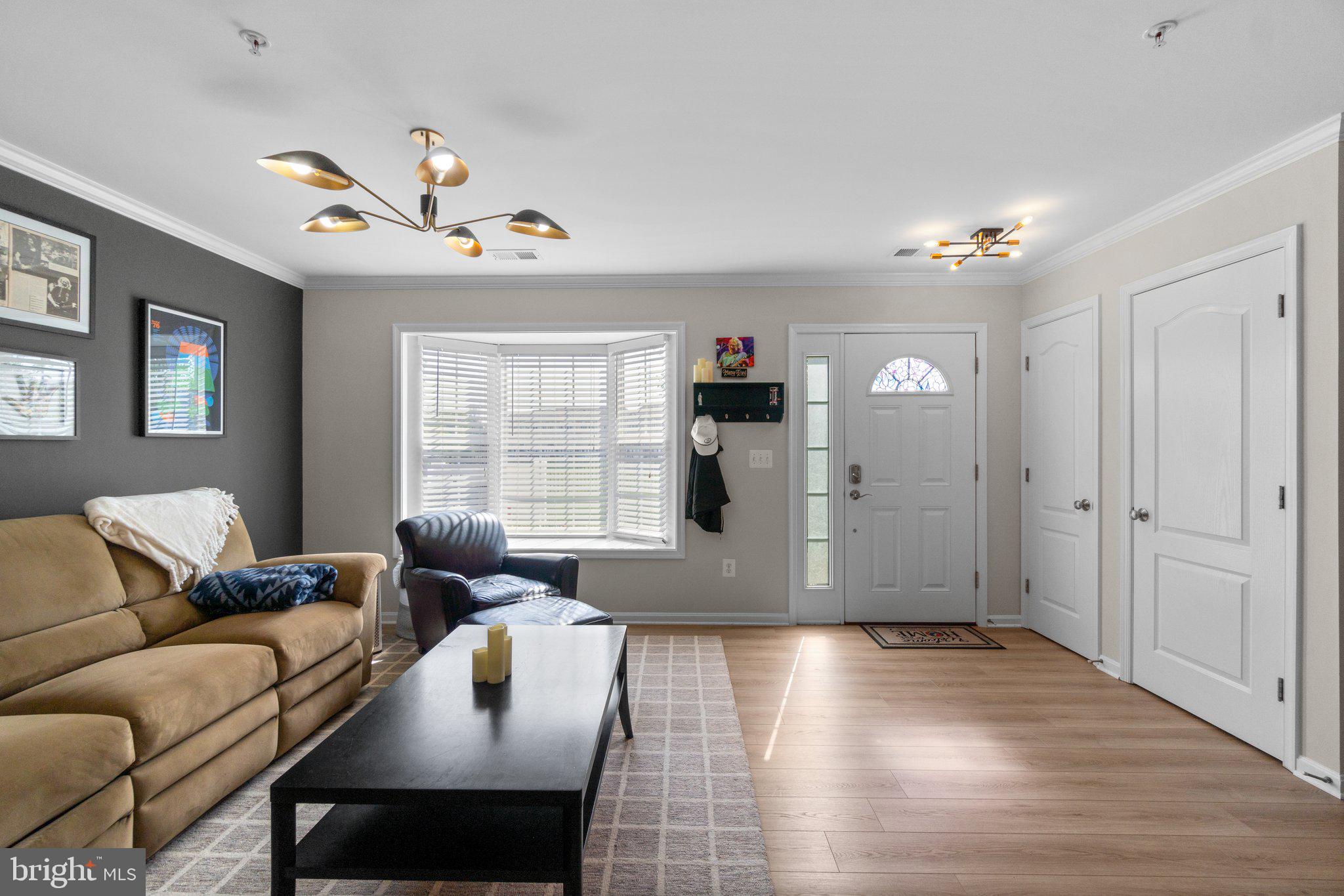 RESERVOIR RIDGE - Residential