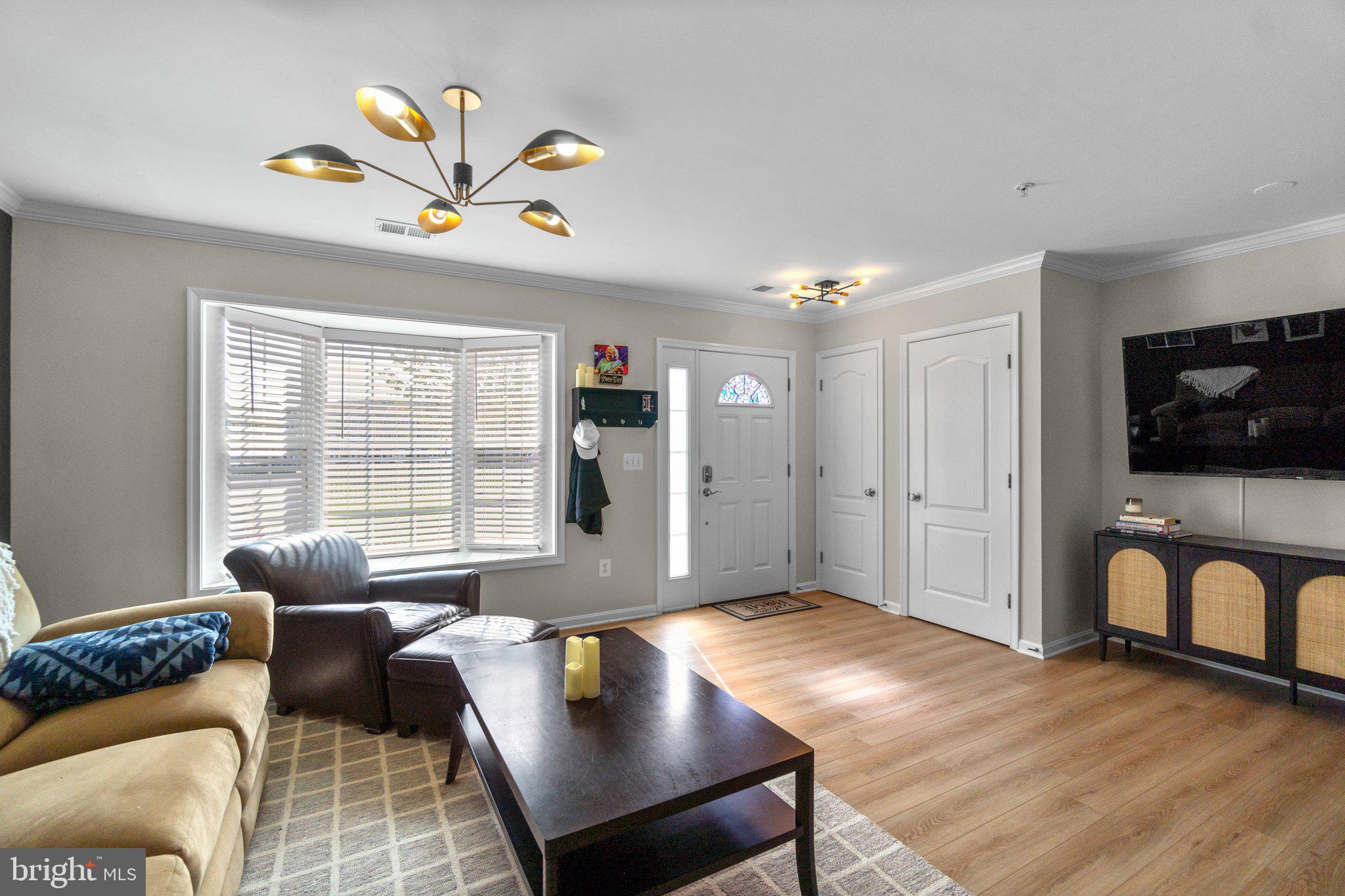 RESERVOIR RIDGE - Residential