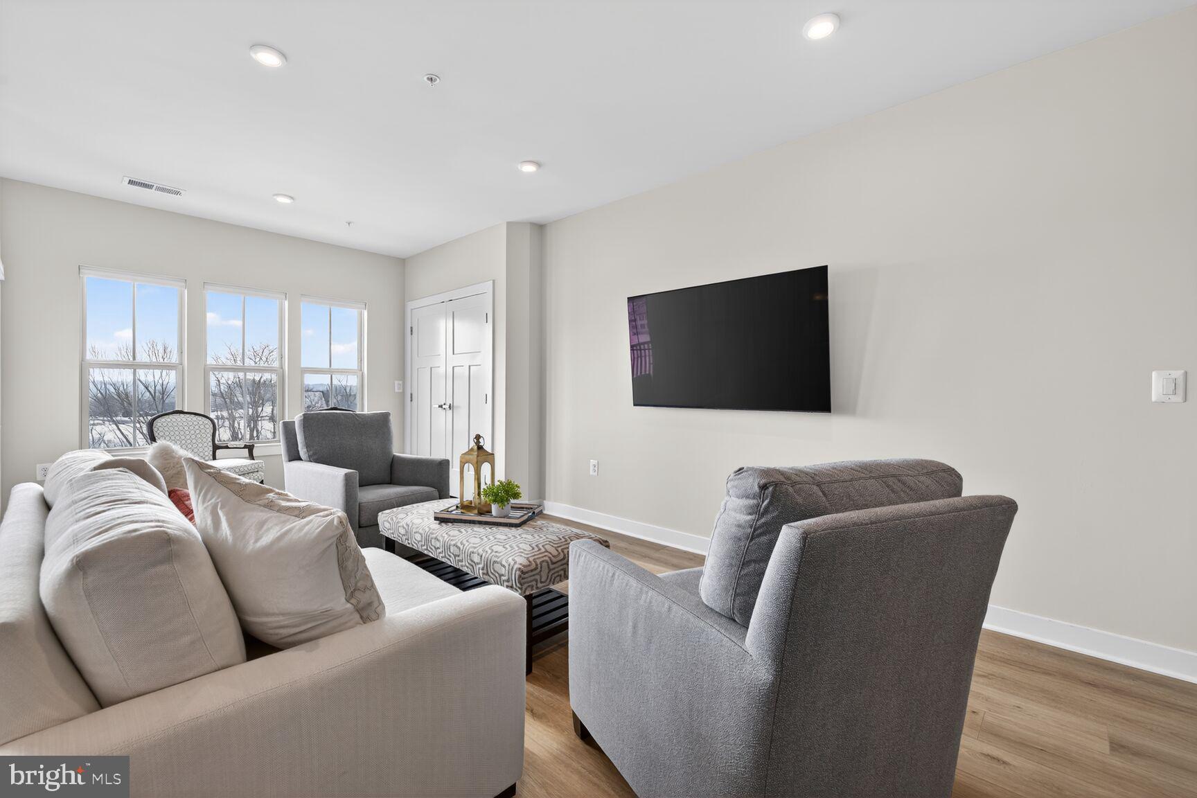 THE WOODLANDS - Residential