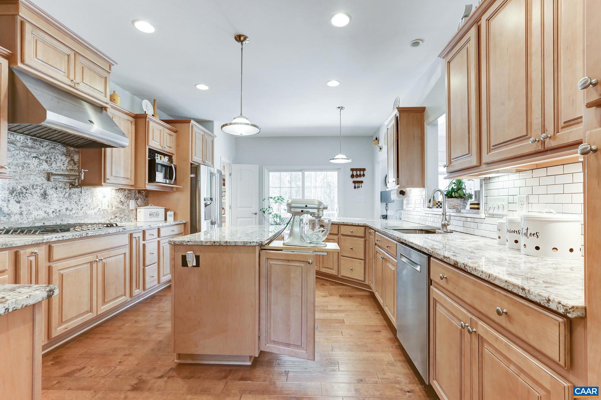 THE WATERS - Residential