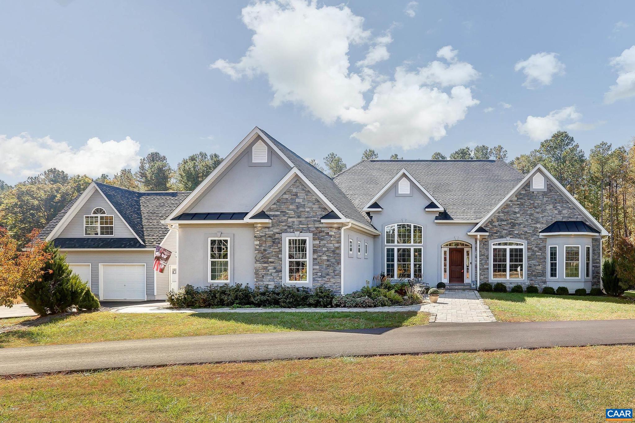 THE WATERS - Residential