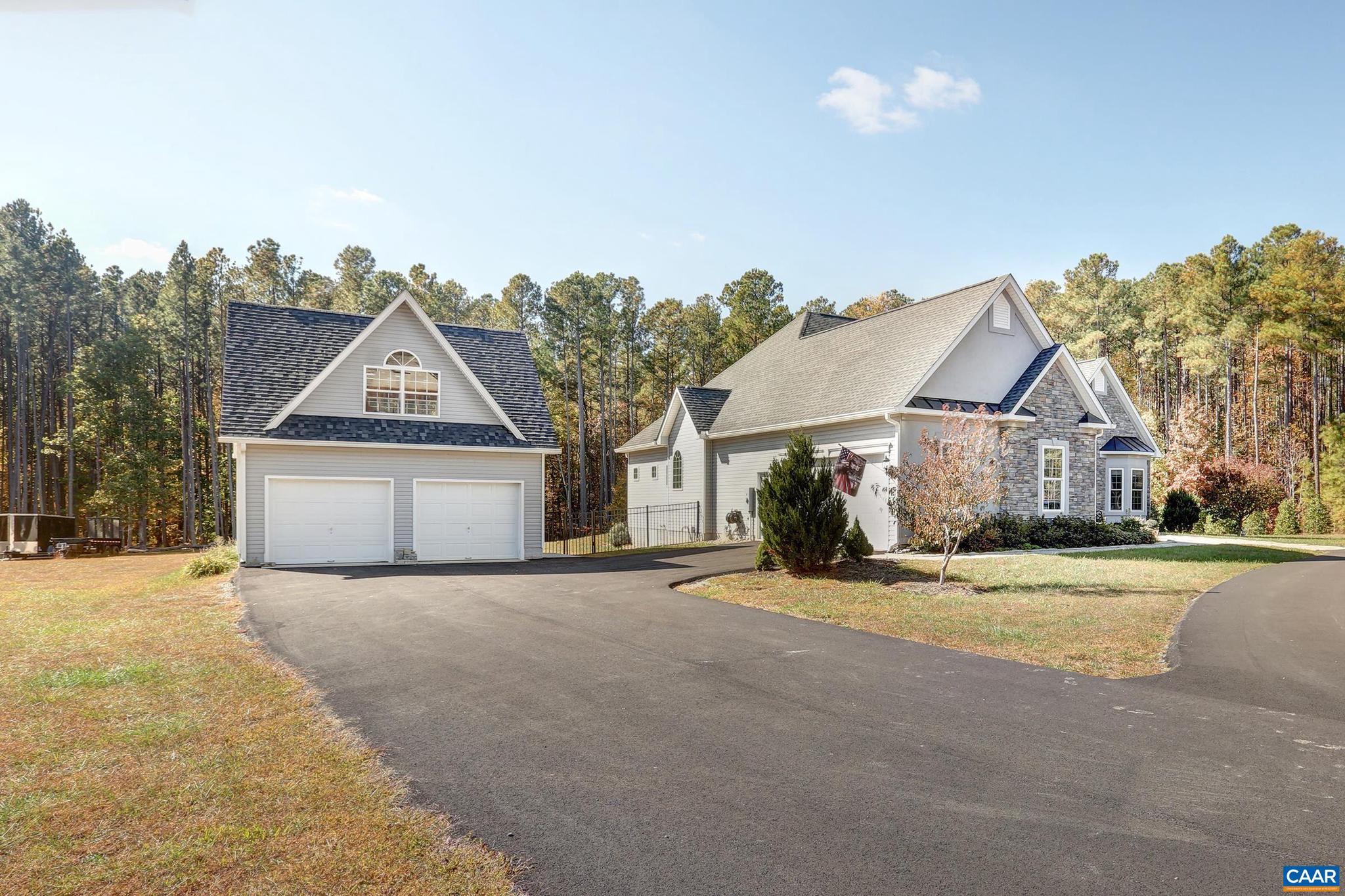 THE WATERS - Residential