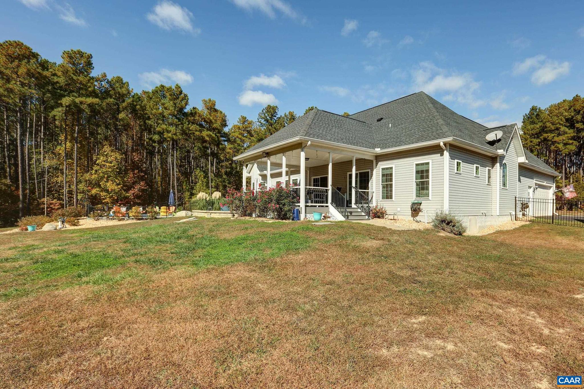 THE WATERS - Residential