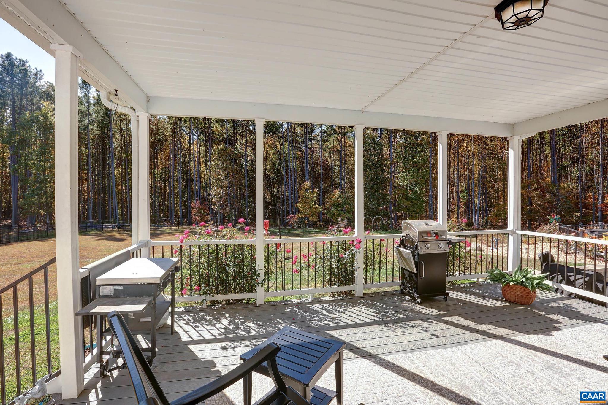 THE WATERS - Residential