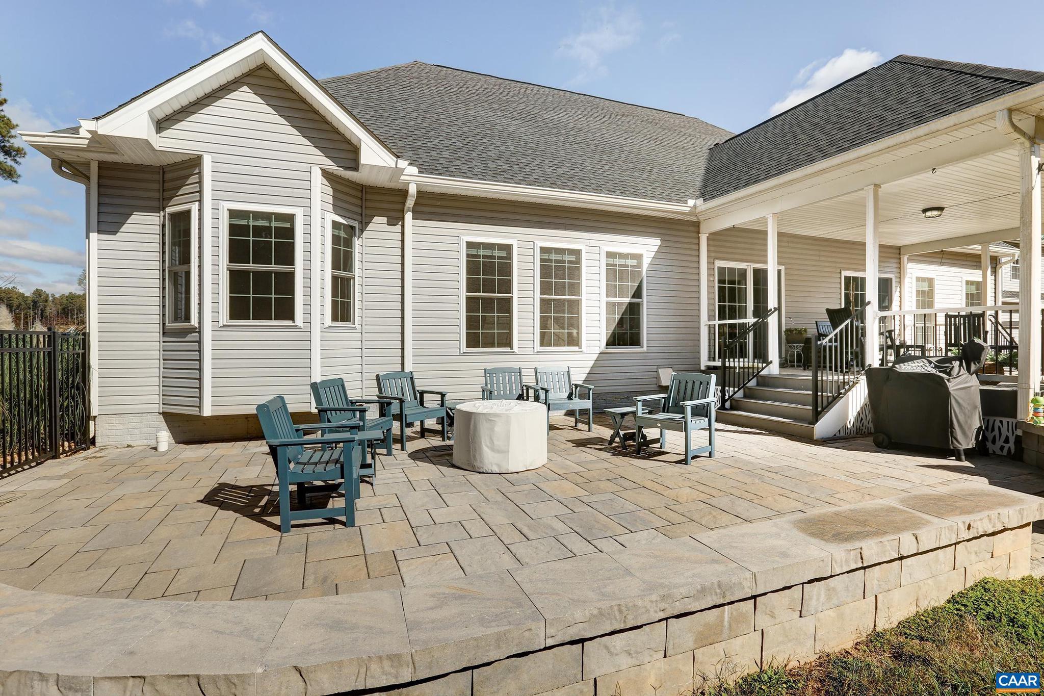 THE WATERS - Residential