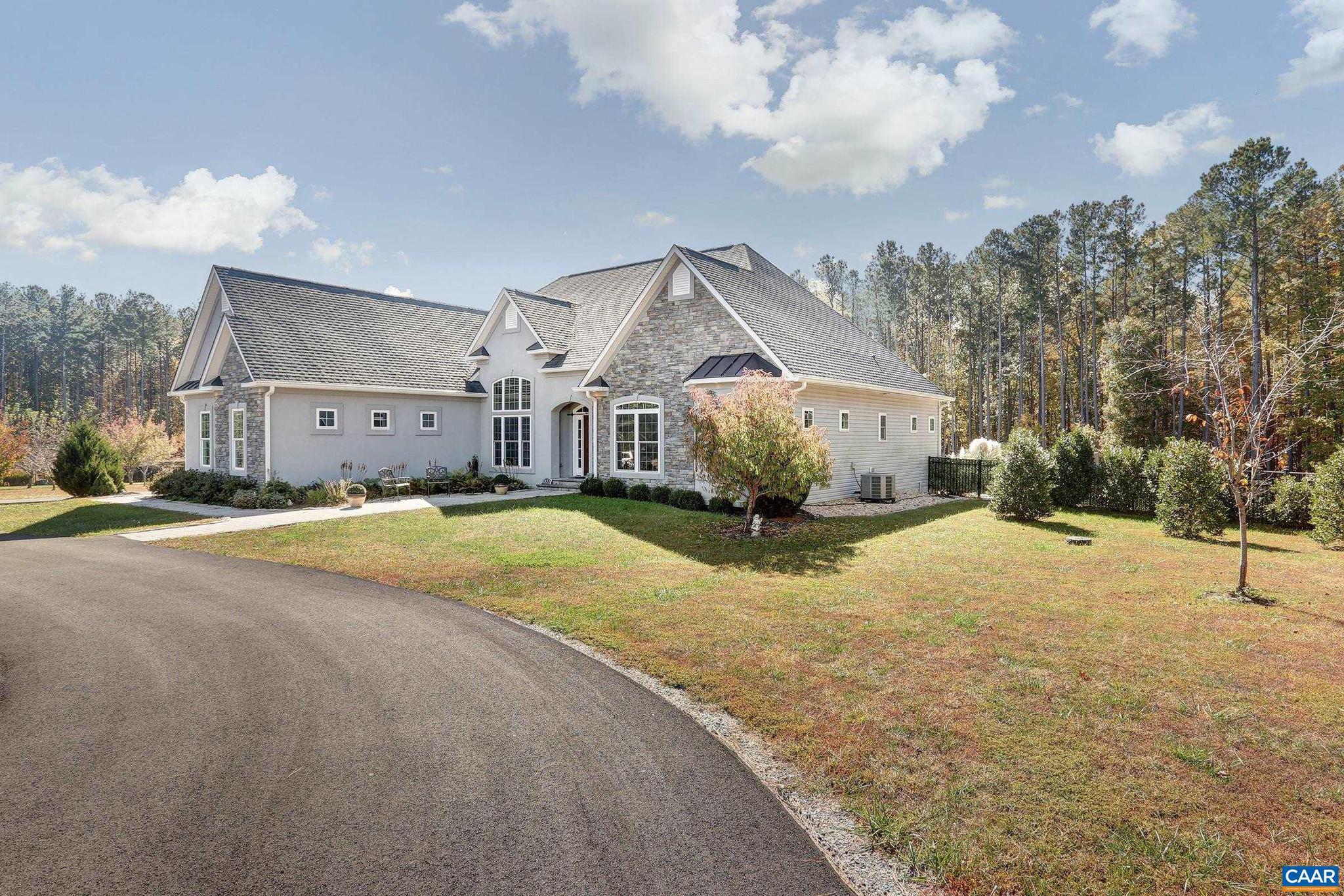 THE WATERS - Residential