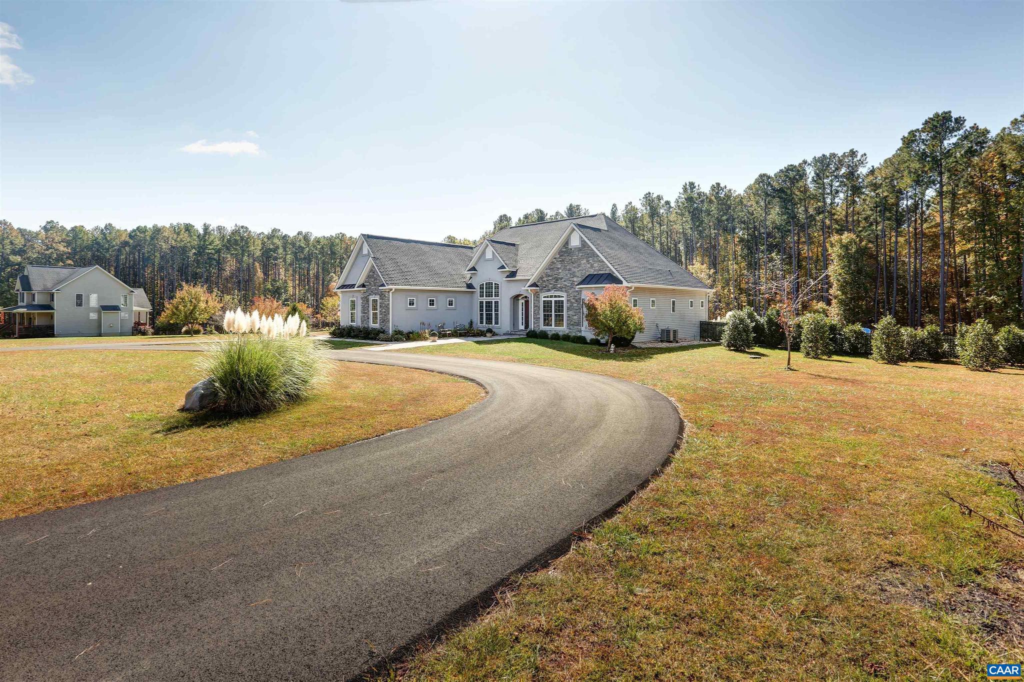 THE WATERS - Residential